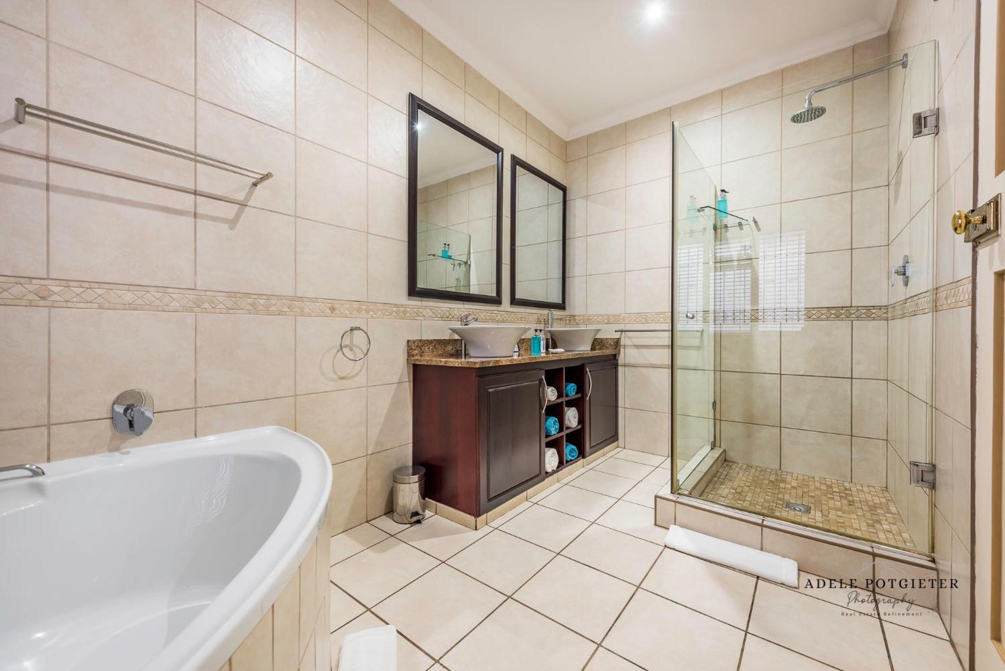 Aquamarine Guest House