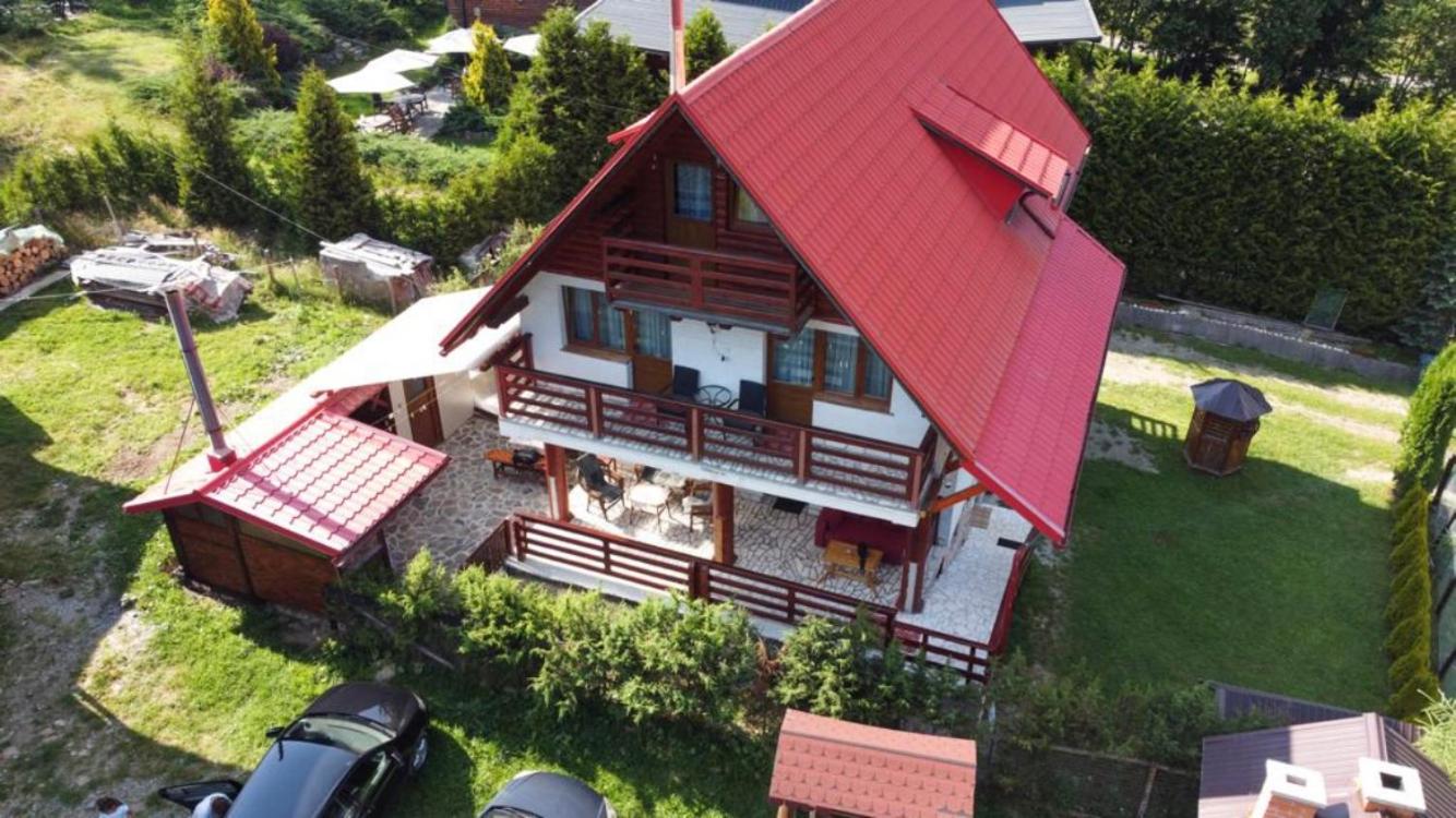 Casa dintre Brazi view 3