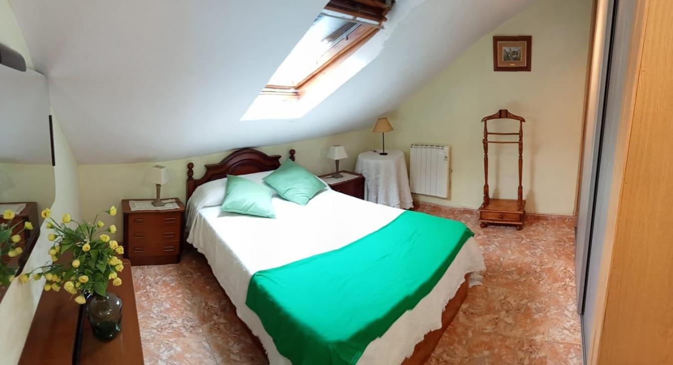 Apartamento abuhardillado en pueblo asturiano