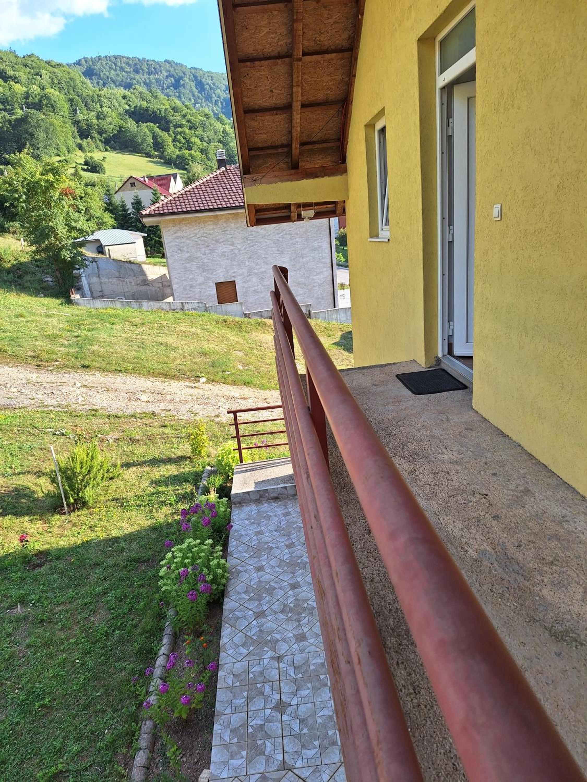 Photo 20