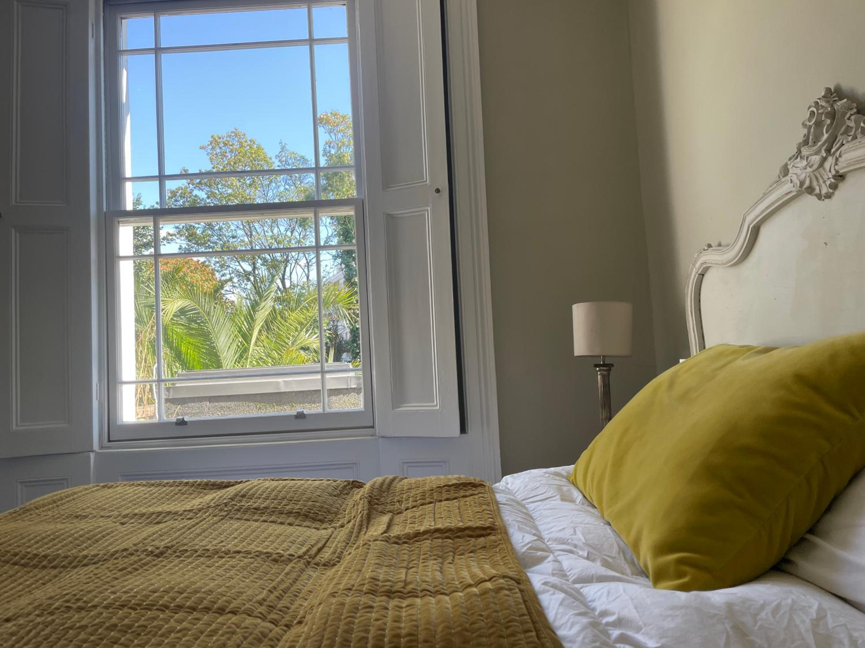 Beautiful London Victorian house, sleeps 12