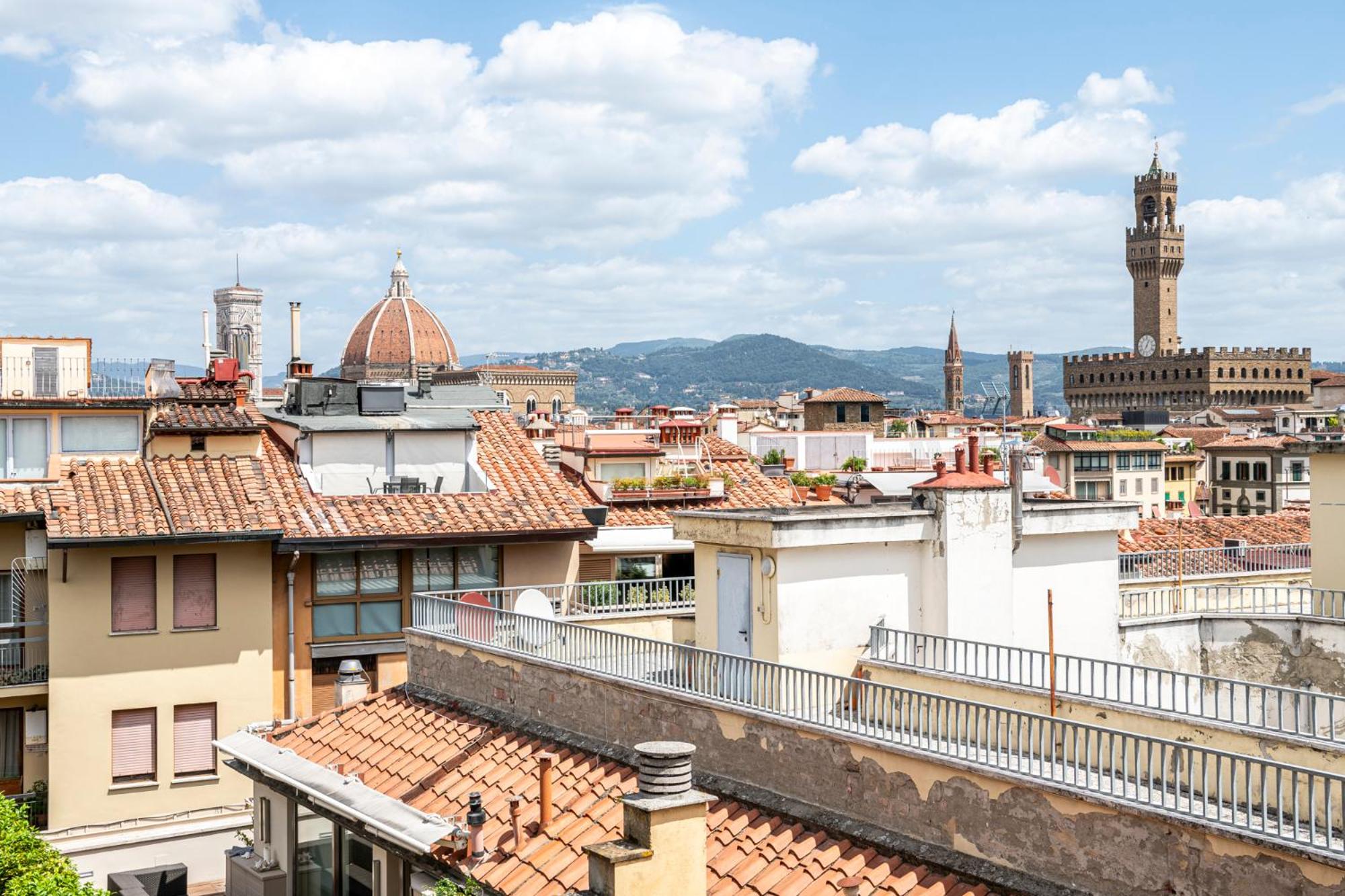 TWO TOWERS-Ramaglianti & Belfredelli