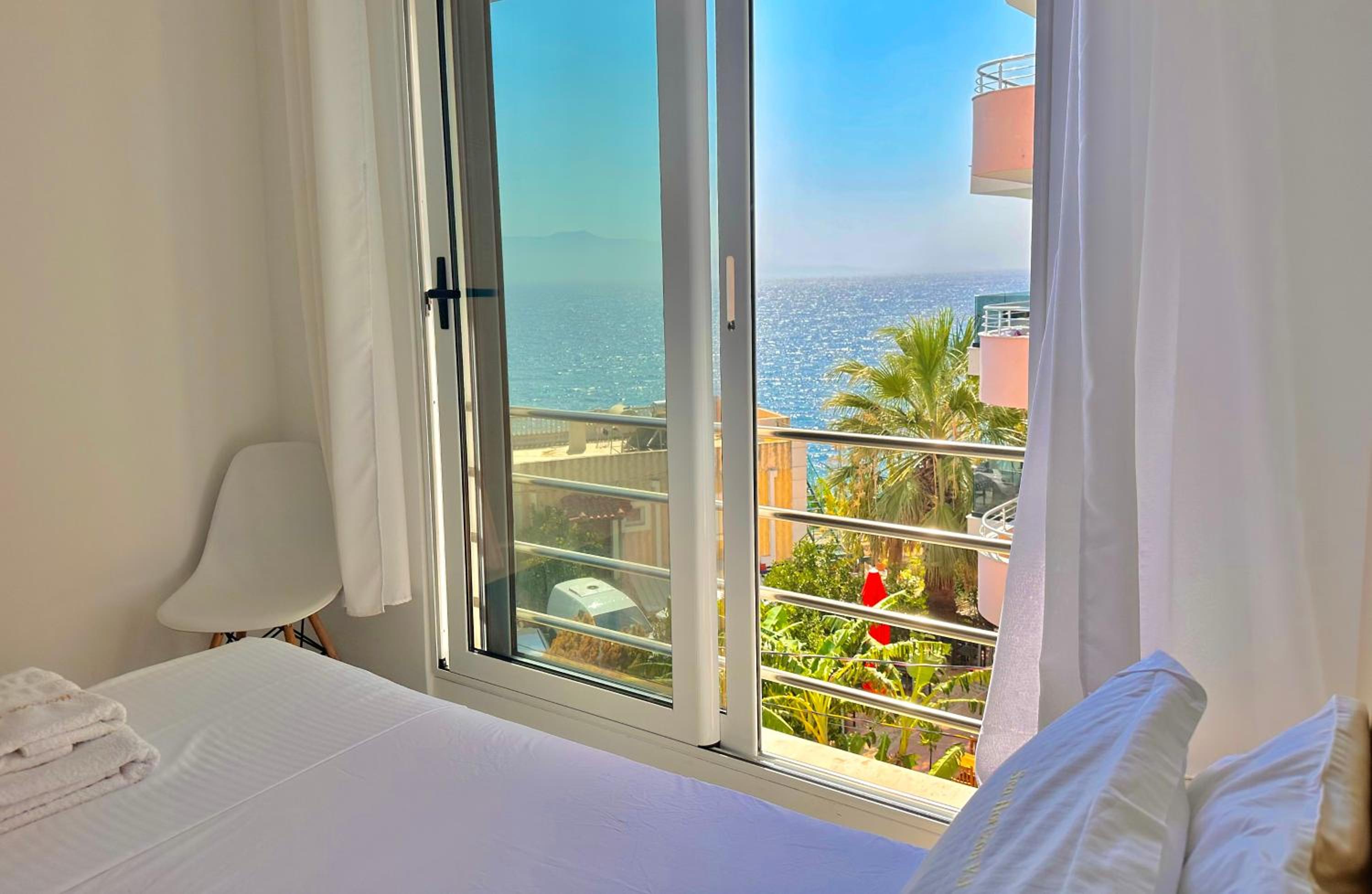 Sea Horizon Vsl Suites & Apartments