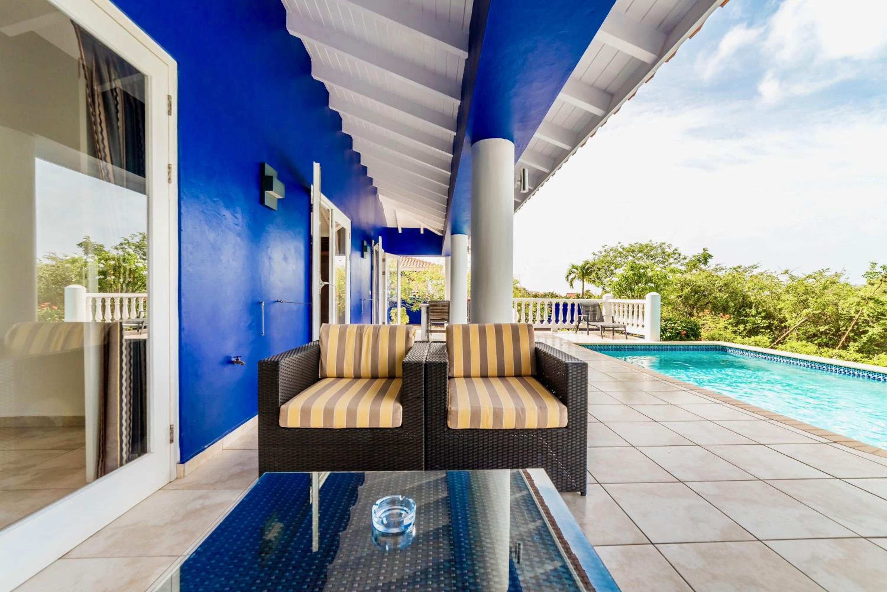 Coral Estate Rentals