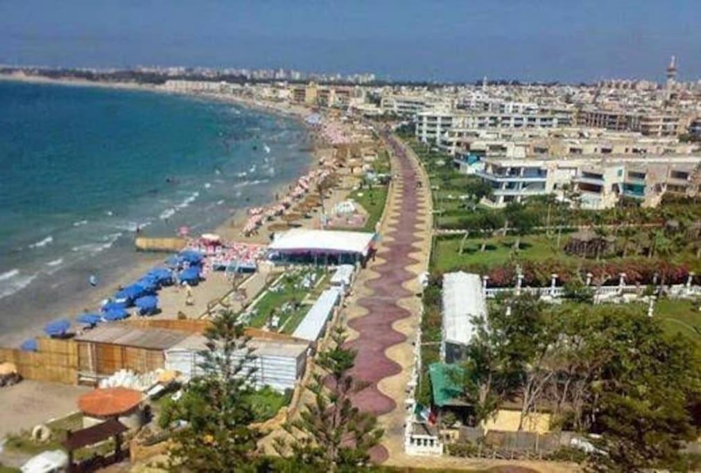 Apartment For Rent at Gamal Abdelnasser Street directly near from the sea