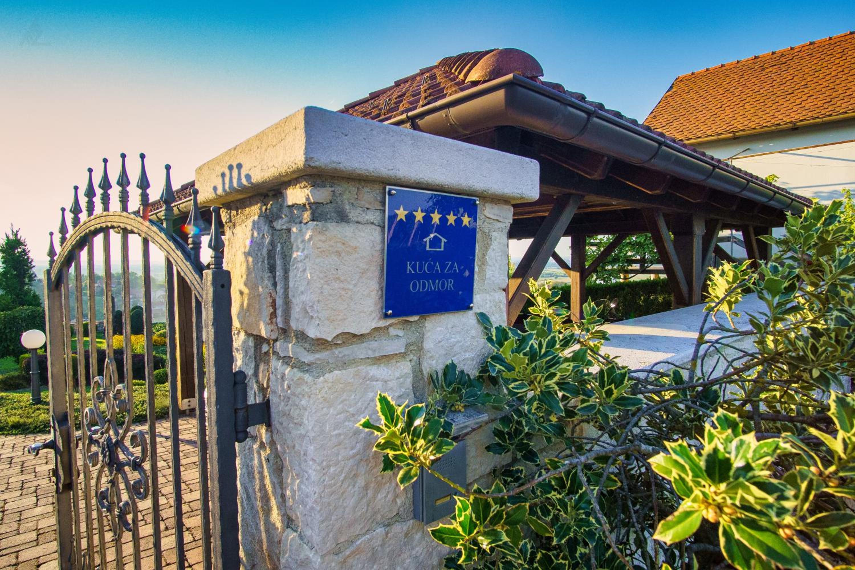 Hotel Villa Toscana With Jacuzzi