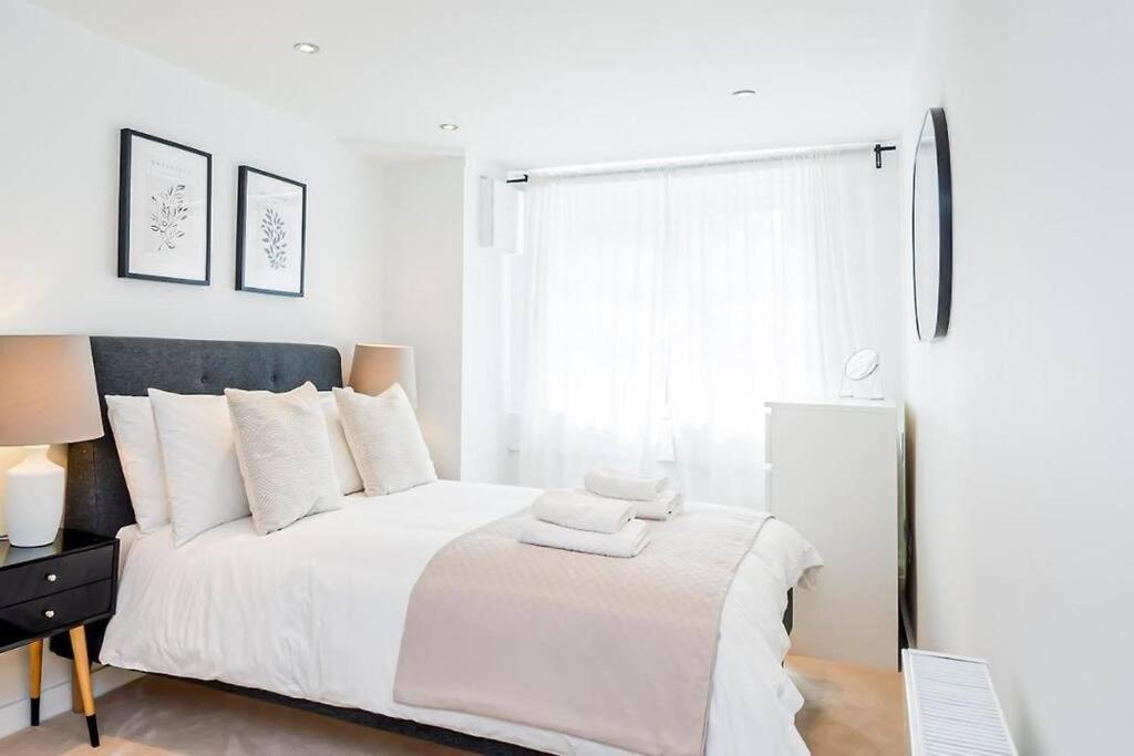 Hidden Gem with En-Suites in West Hampstead view 3