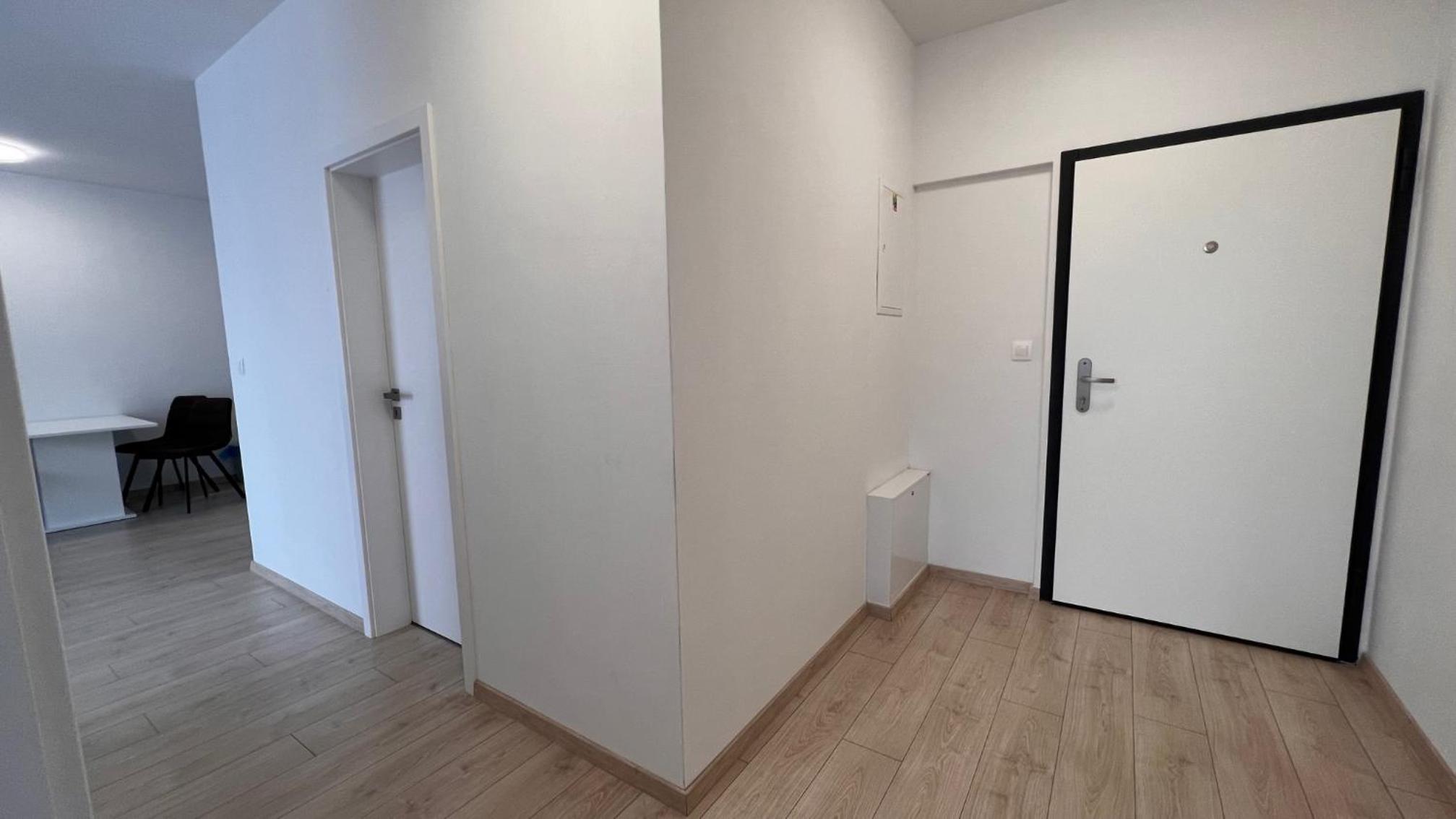 2 room Apartment, with terrace, Rovinka, 302