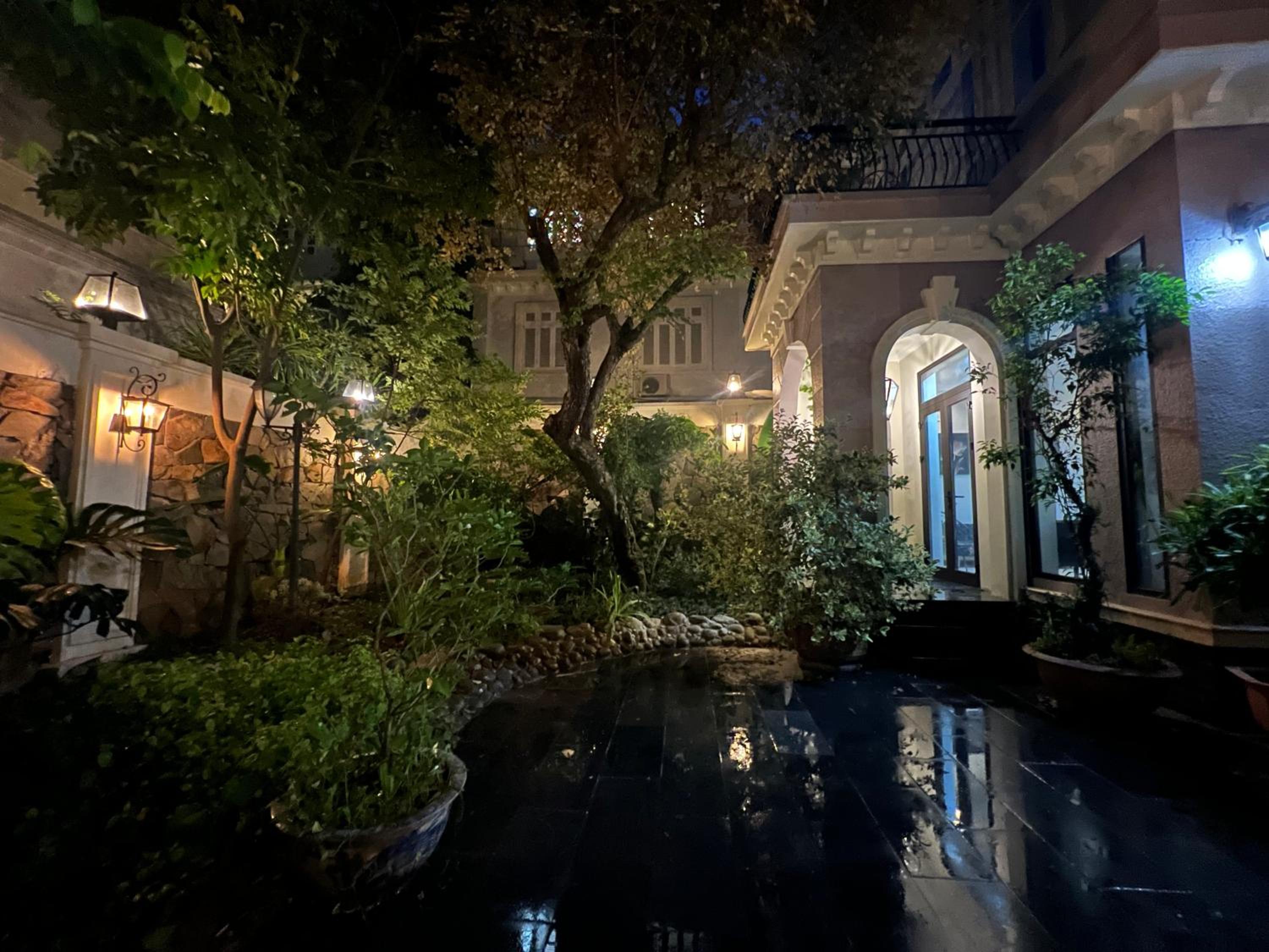 Perfect private villa and outdoor spa with garden 4 bedrooms