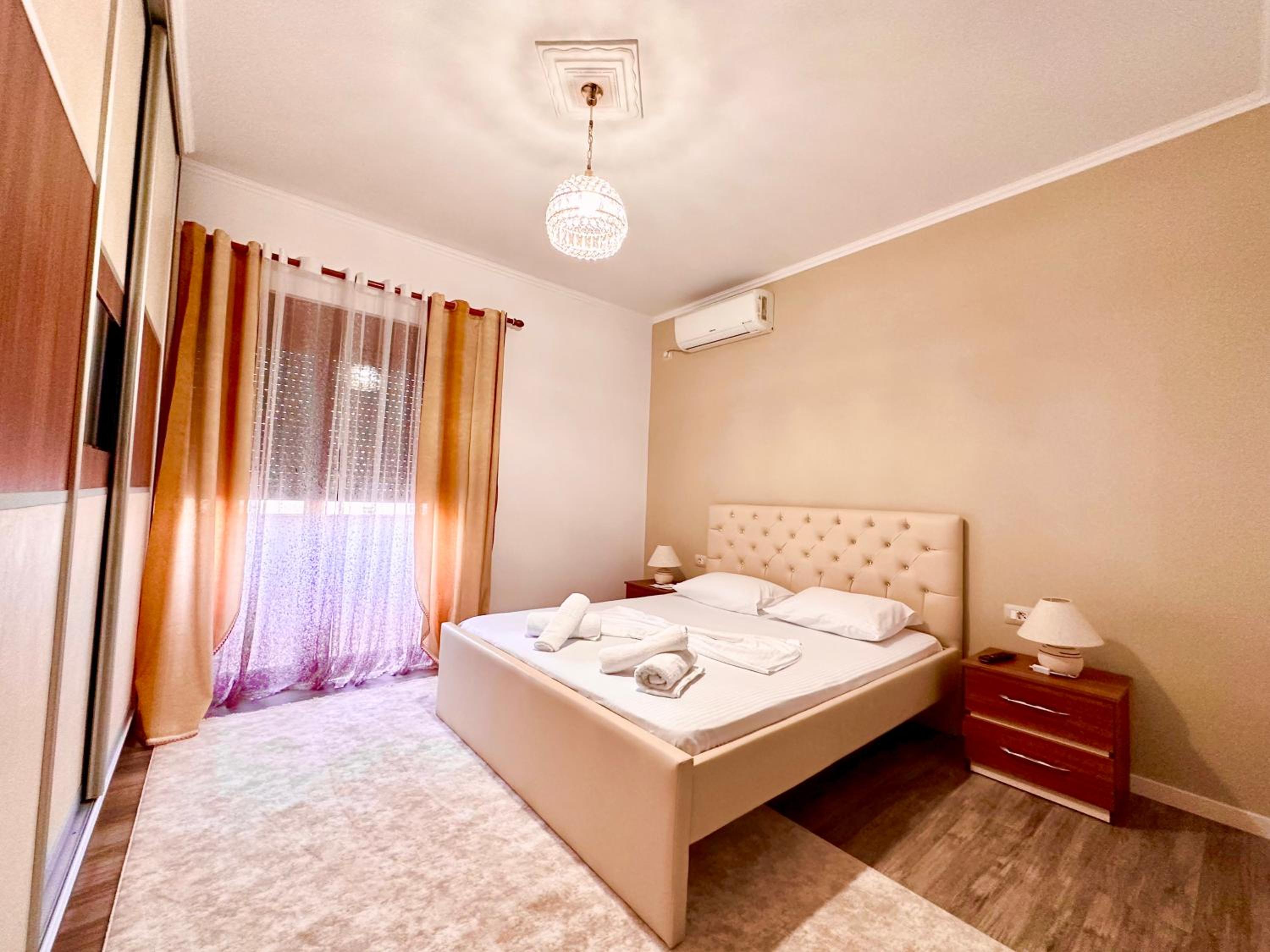 The Luxe Apartments