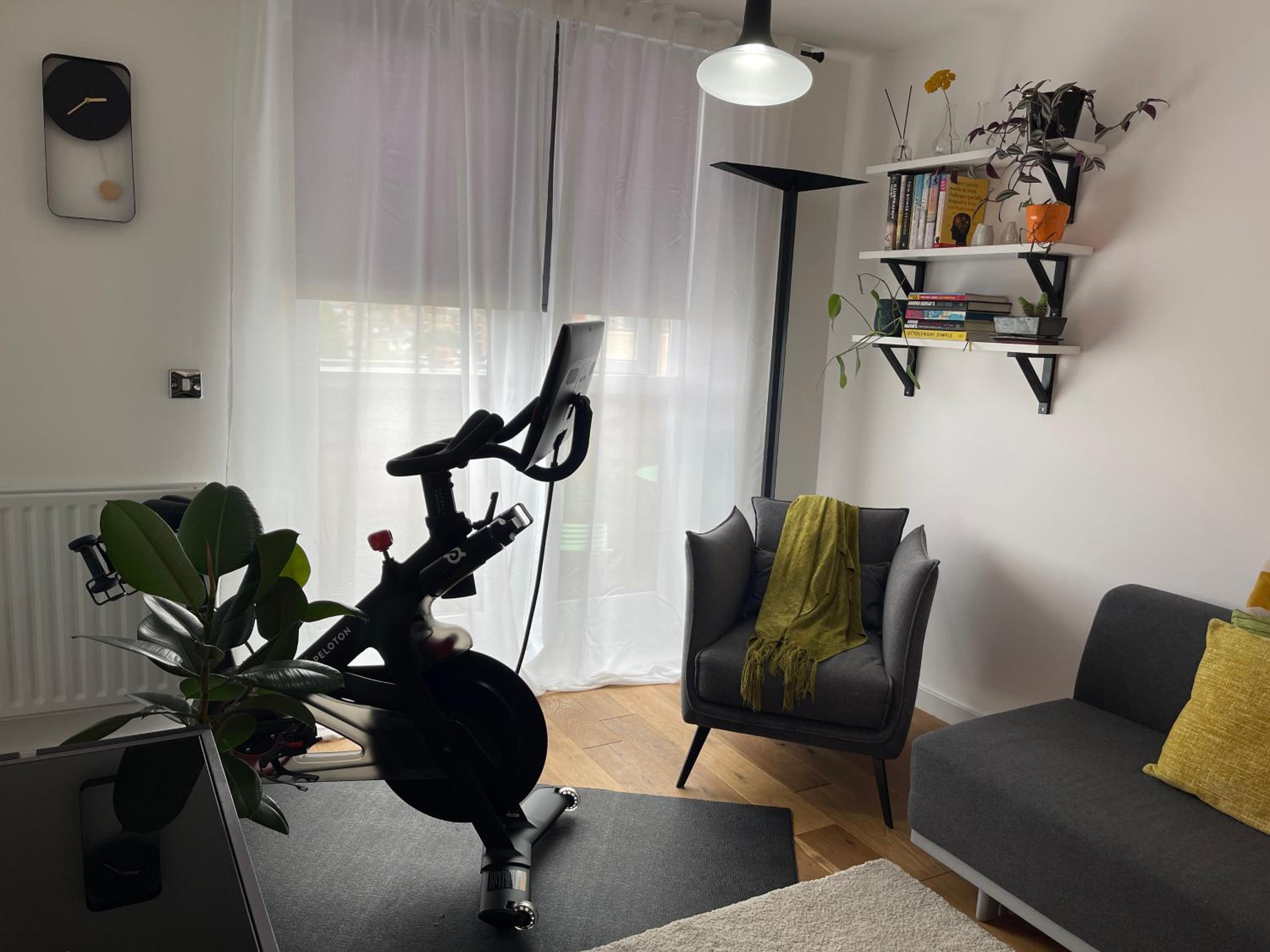Peloton Organic Health Apartment in Angel, Old Street, Islington