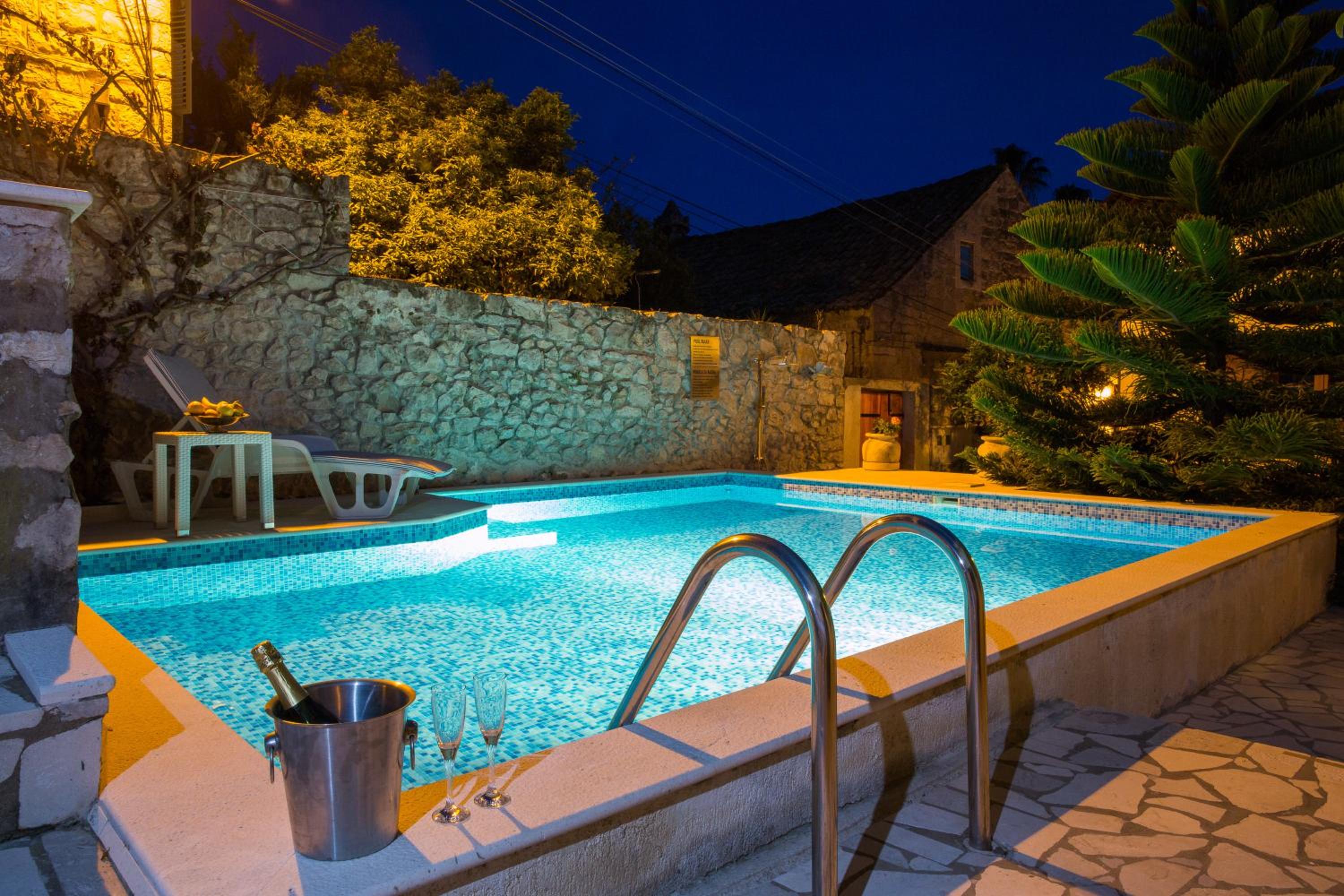 Hotel Apartments Kralj - Image 1