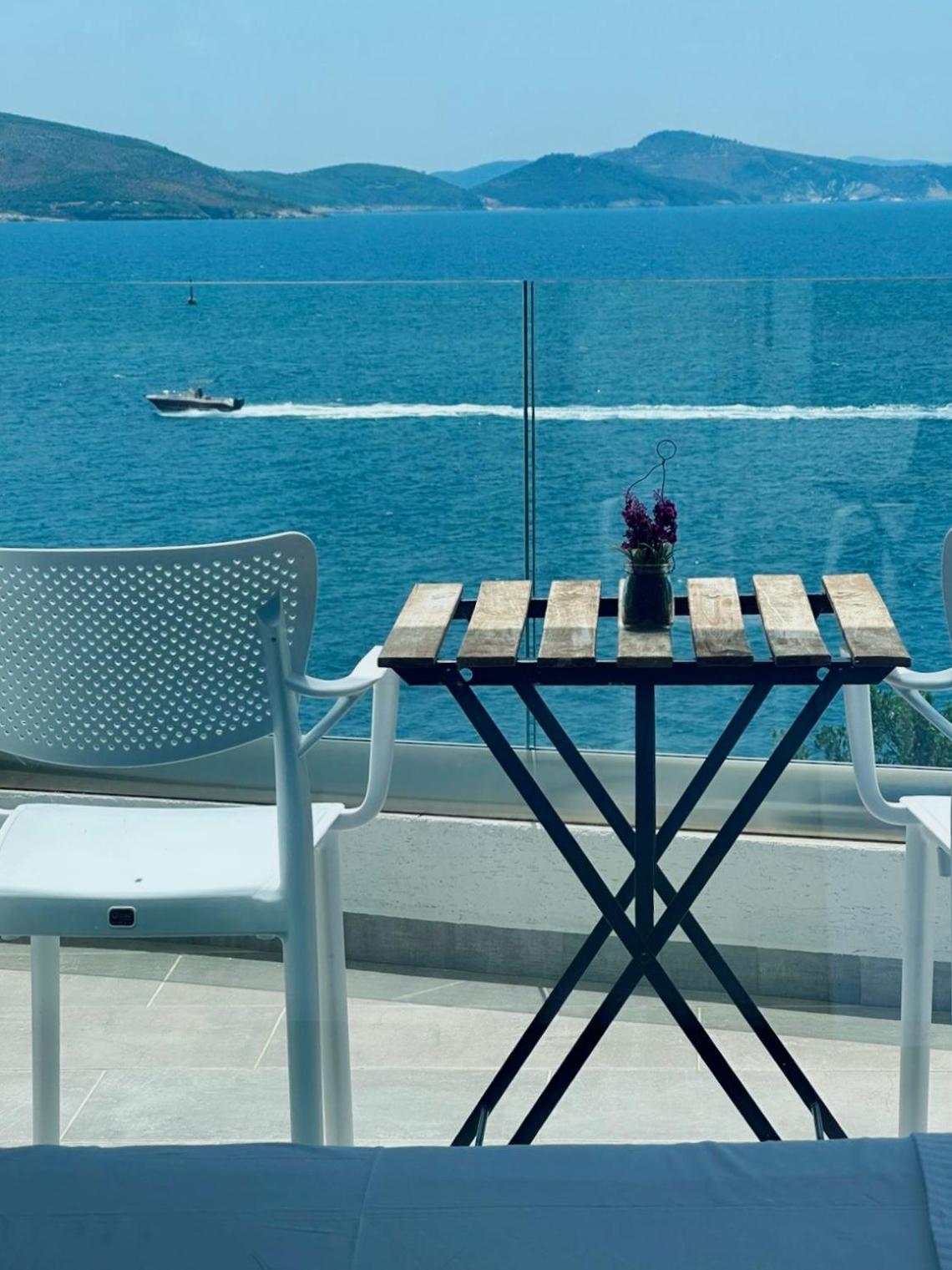 Sea Horizon Vsl Suites & Apartments