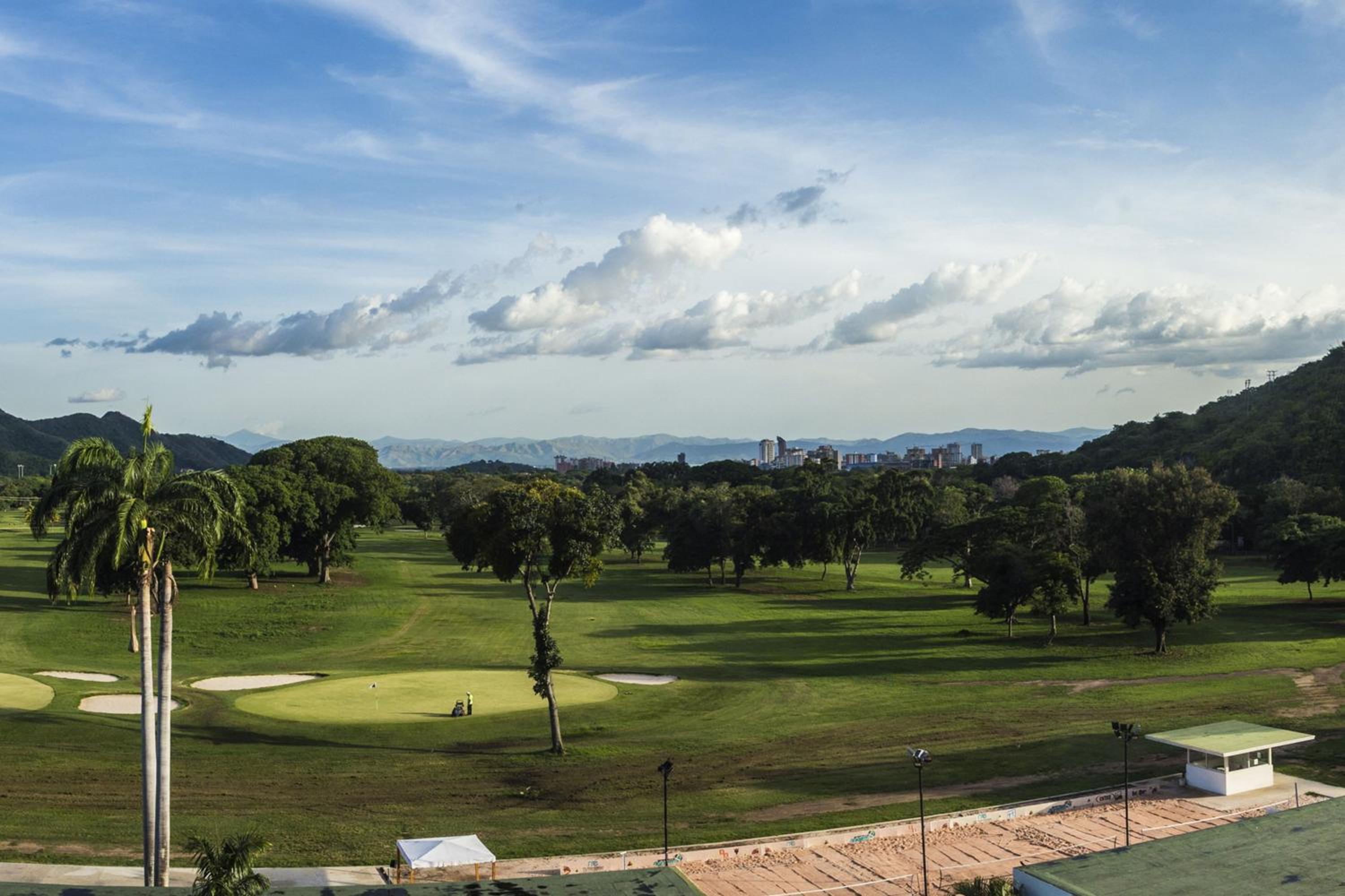 Marriott Maracay Golf Resort