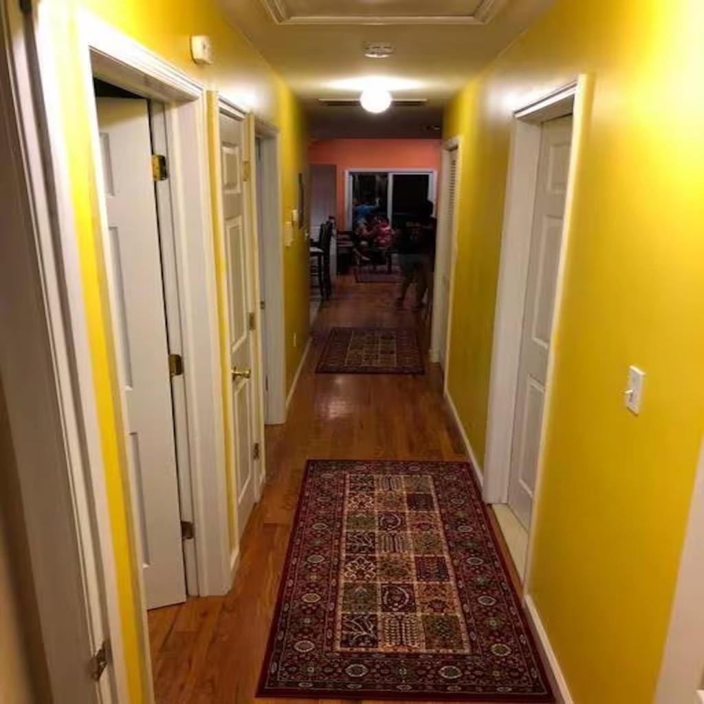 Business & Family Friendly Balcony Jacuzzi Free Park