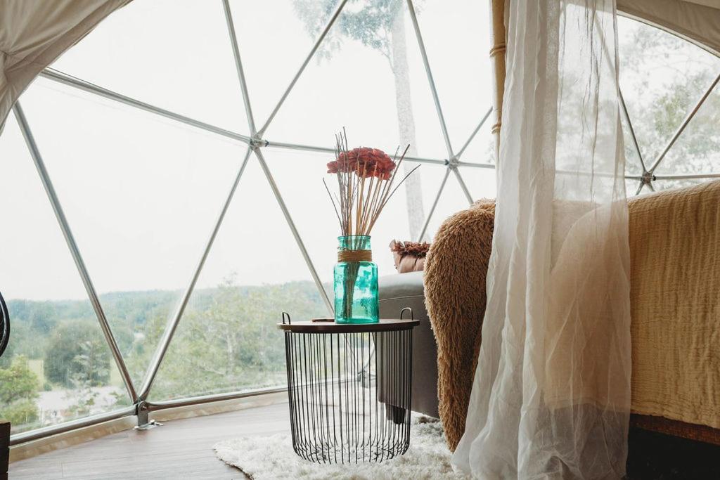 WATERFRONT LUXURY GLAMPING DOME