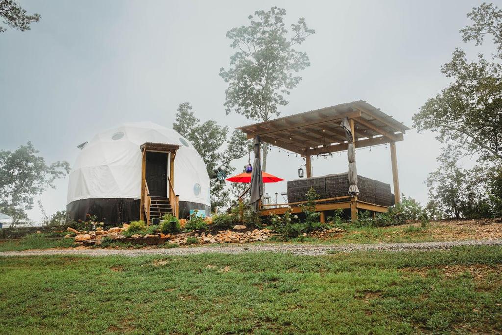 WATERFRONT LUXURY GLAMPING DOME