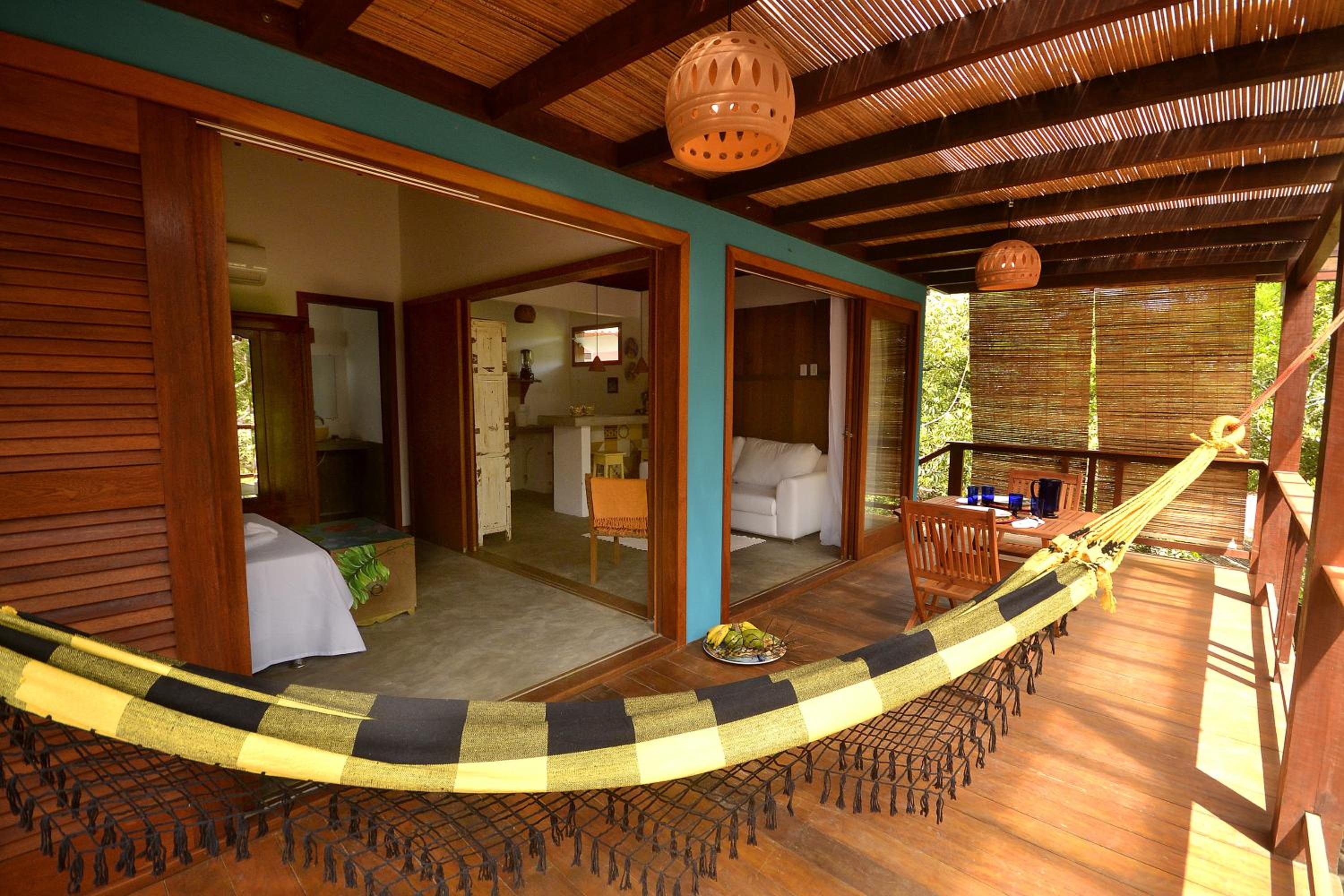Boa Village- Bungalow Amarelo- Praia de Algodões- Península de Maraú, BA