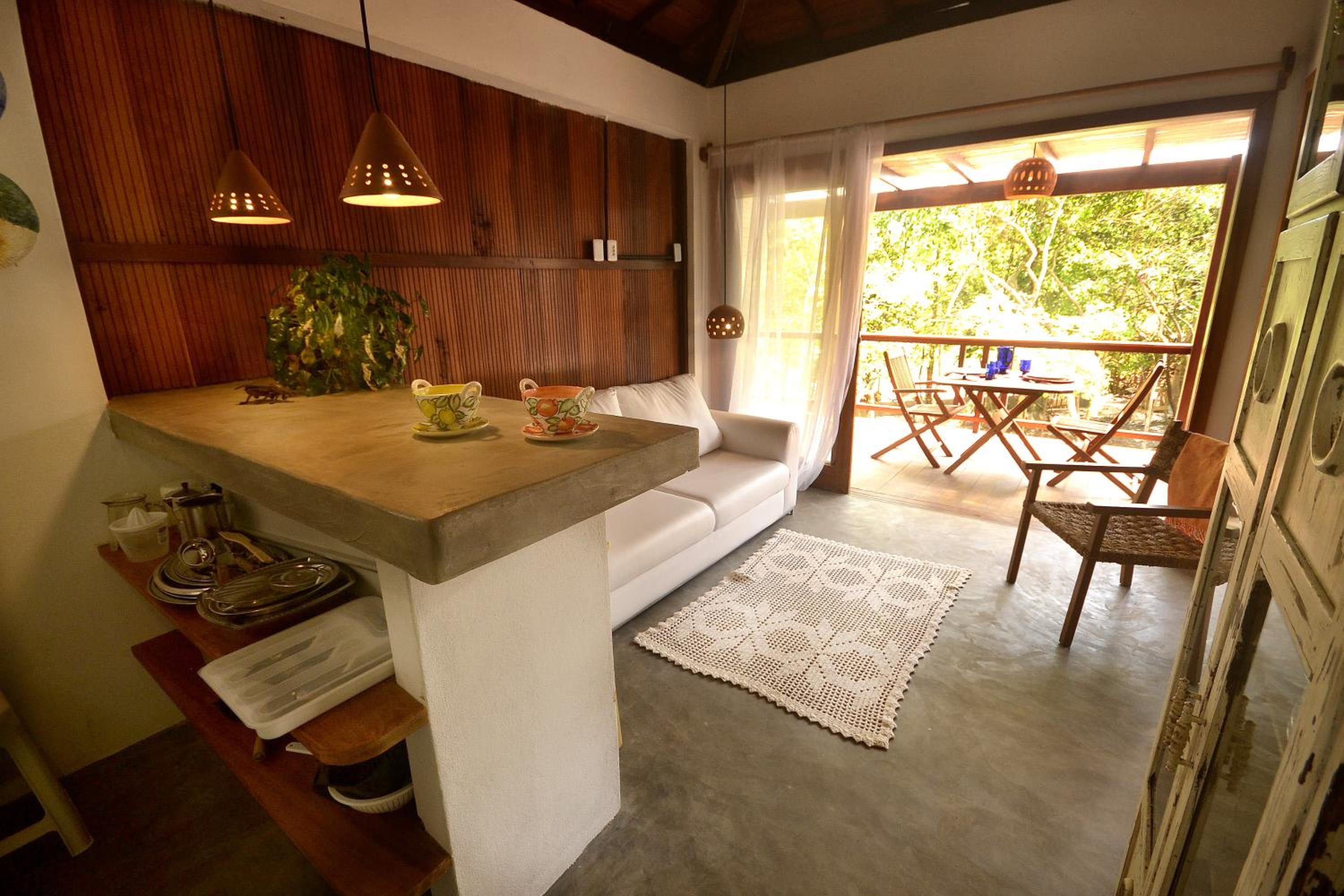 Boa Village- Bungalow Amarelo- Praia de Algodões- Península de Maraú, BA
