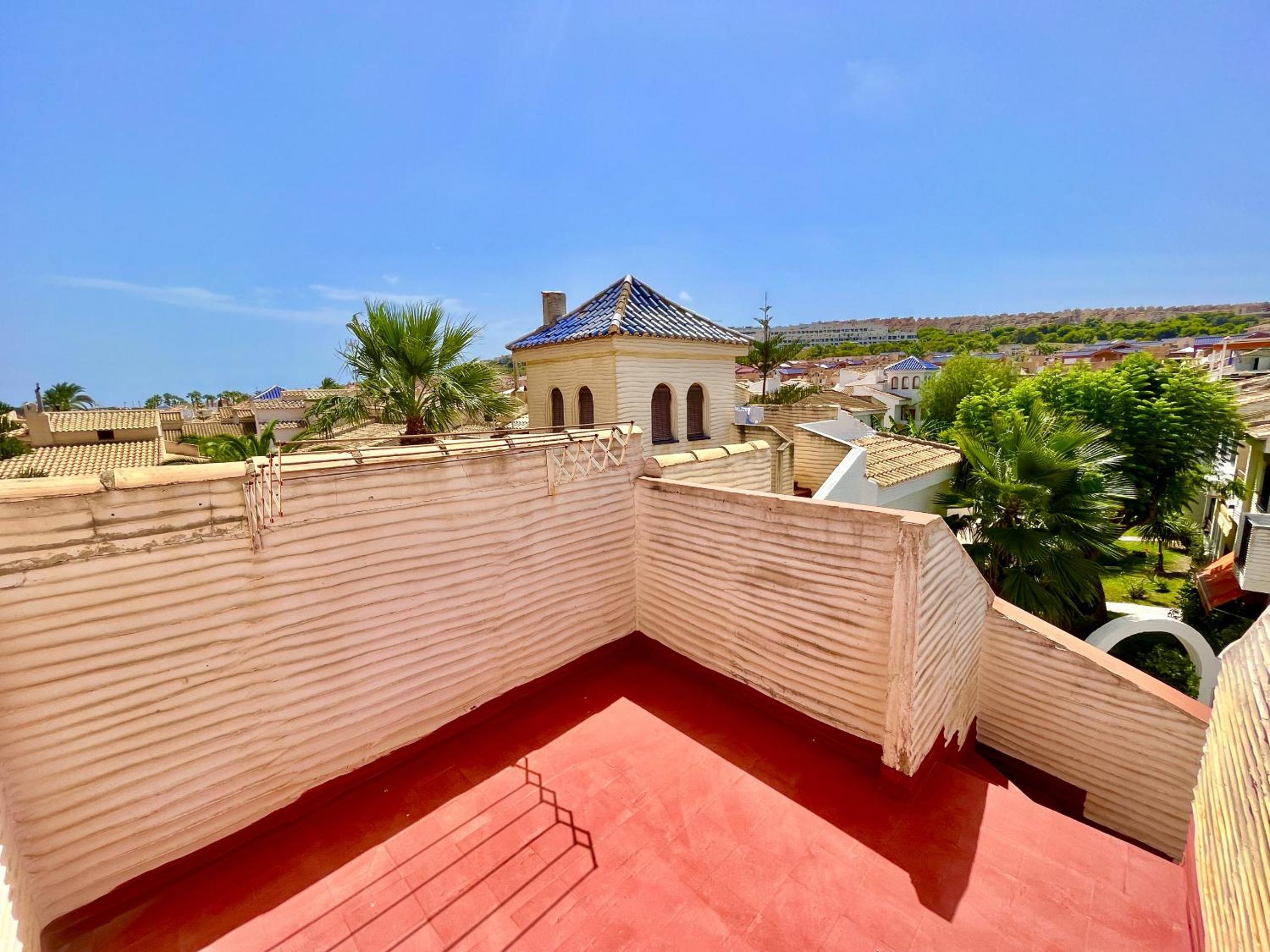 Costa Hispania House by Gloove