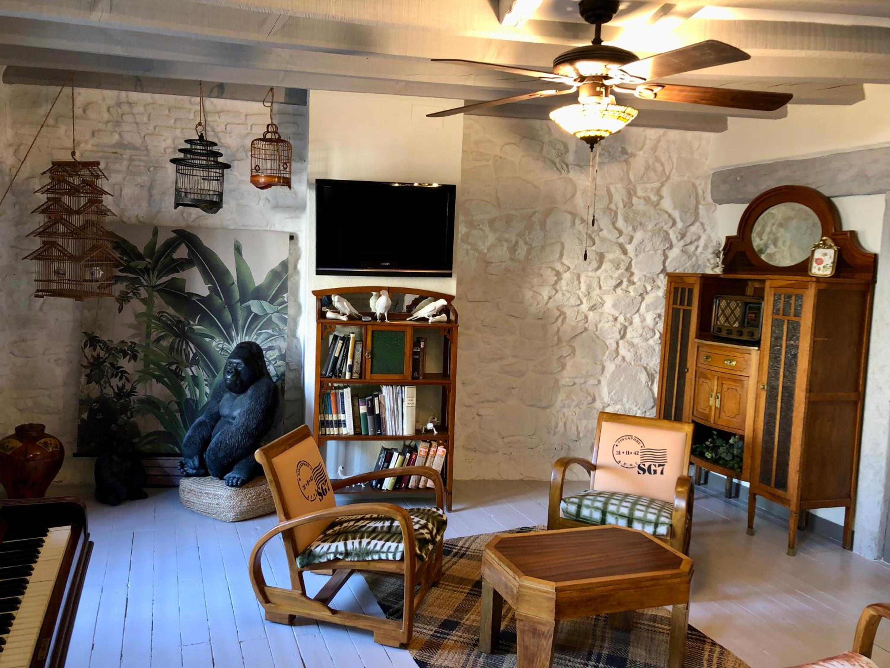 lounge