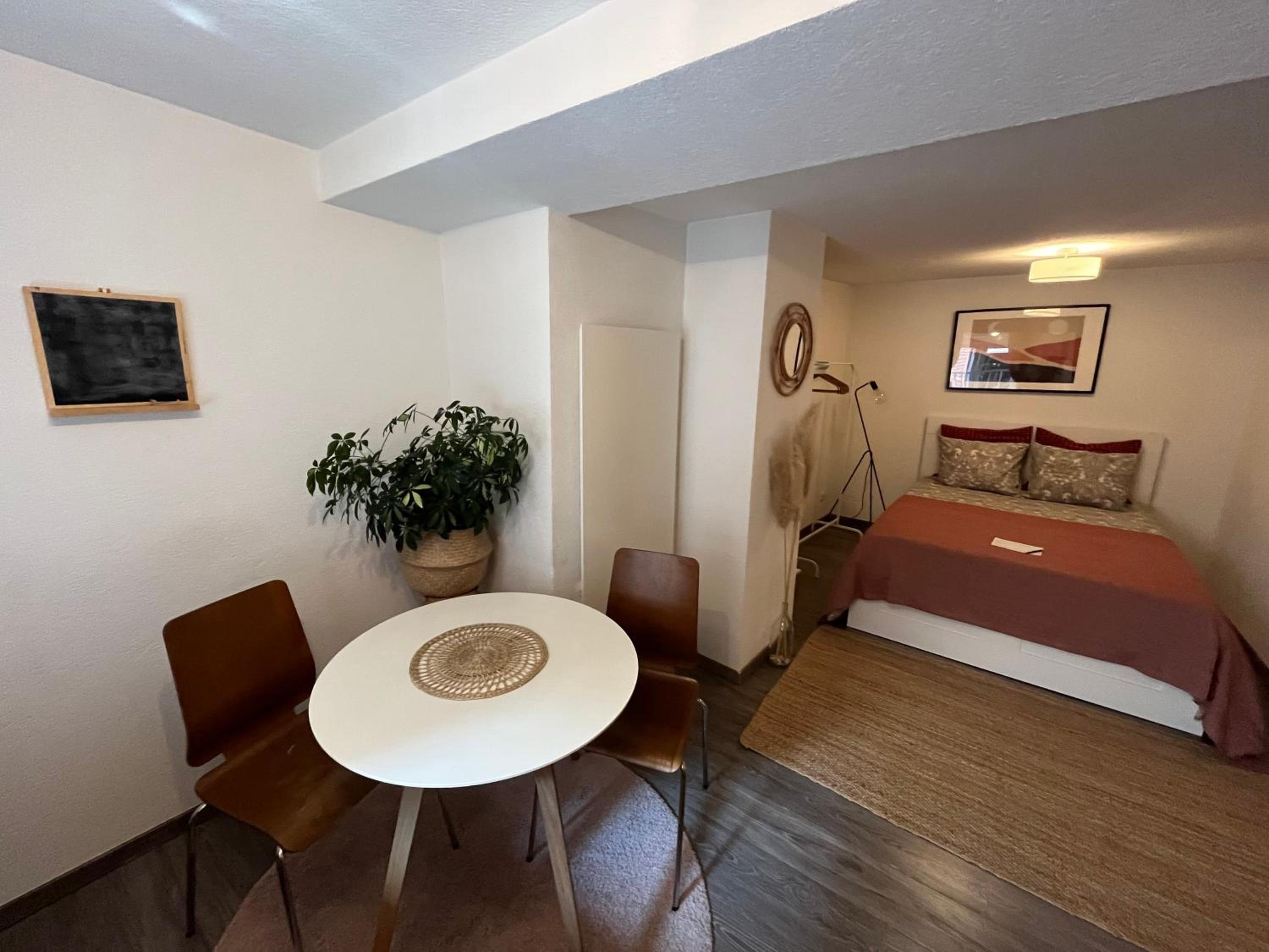 hotel room