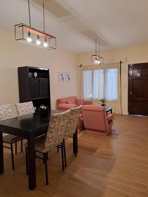 Casa La Nona 5 personas con patio y quincho