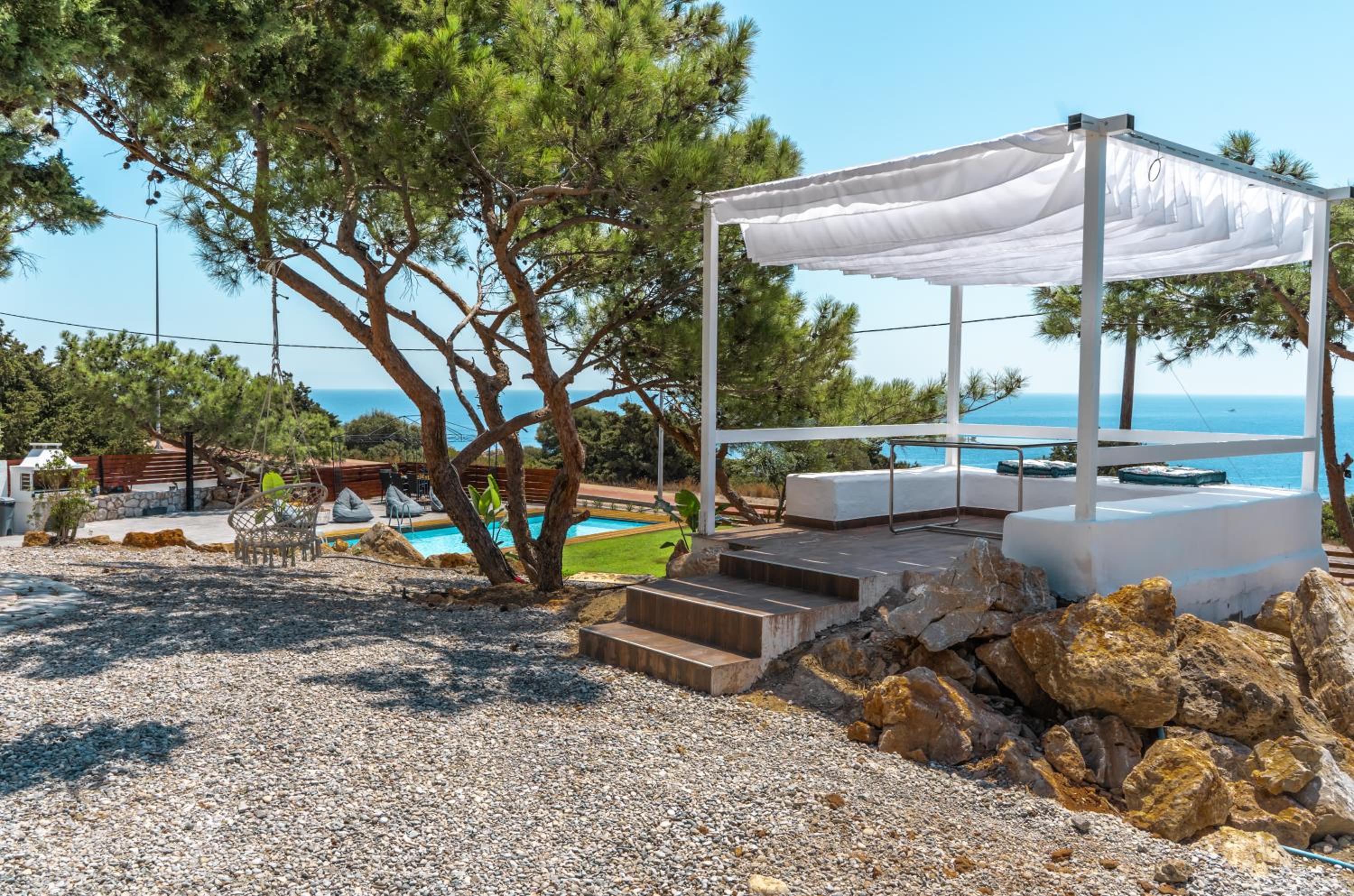 Kallithea Residence