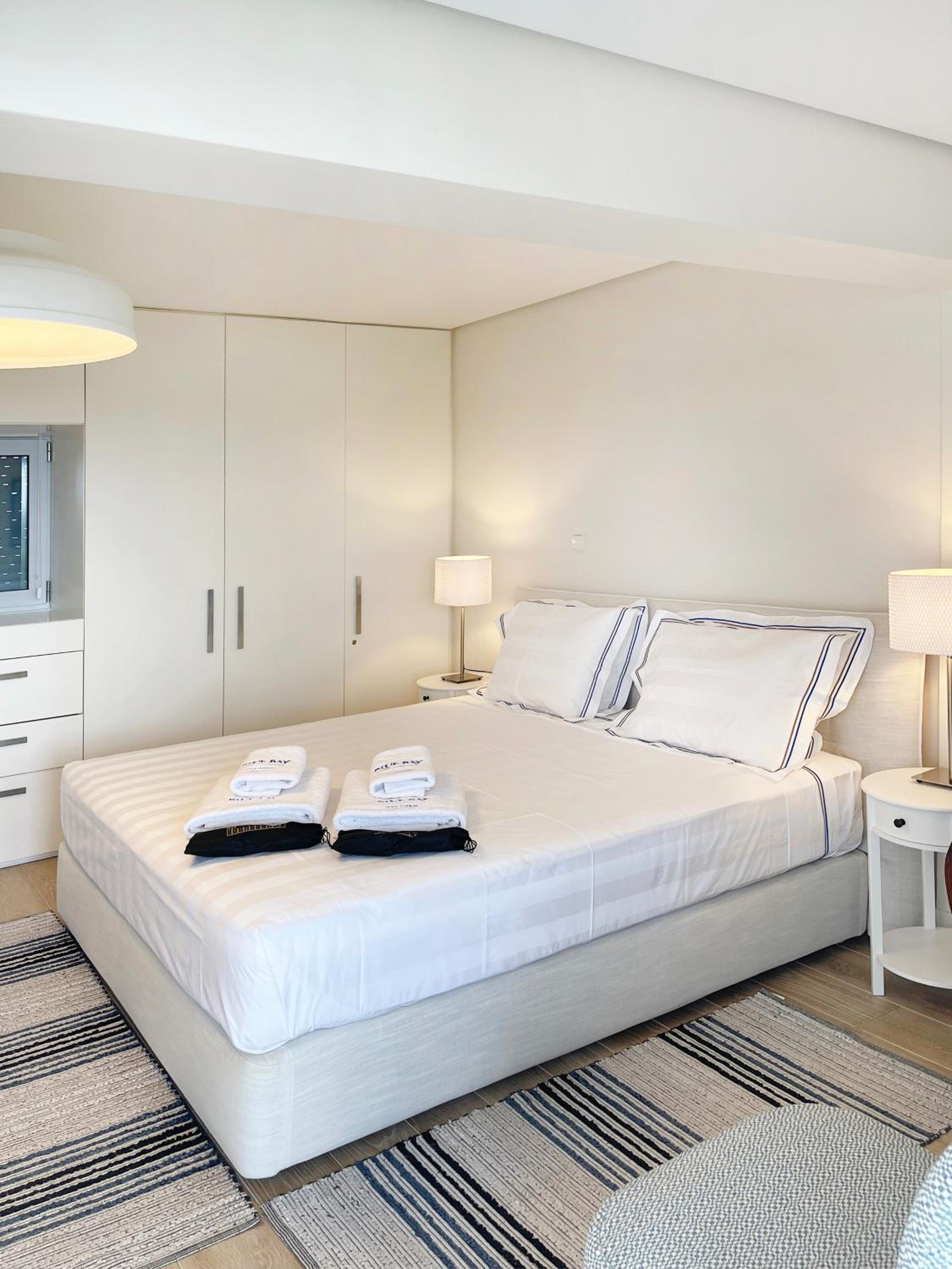 Blue Bay Vouliagmeni Luxury Apartment photo 3