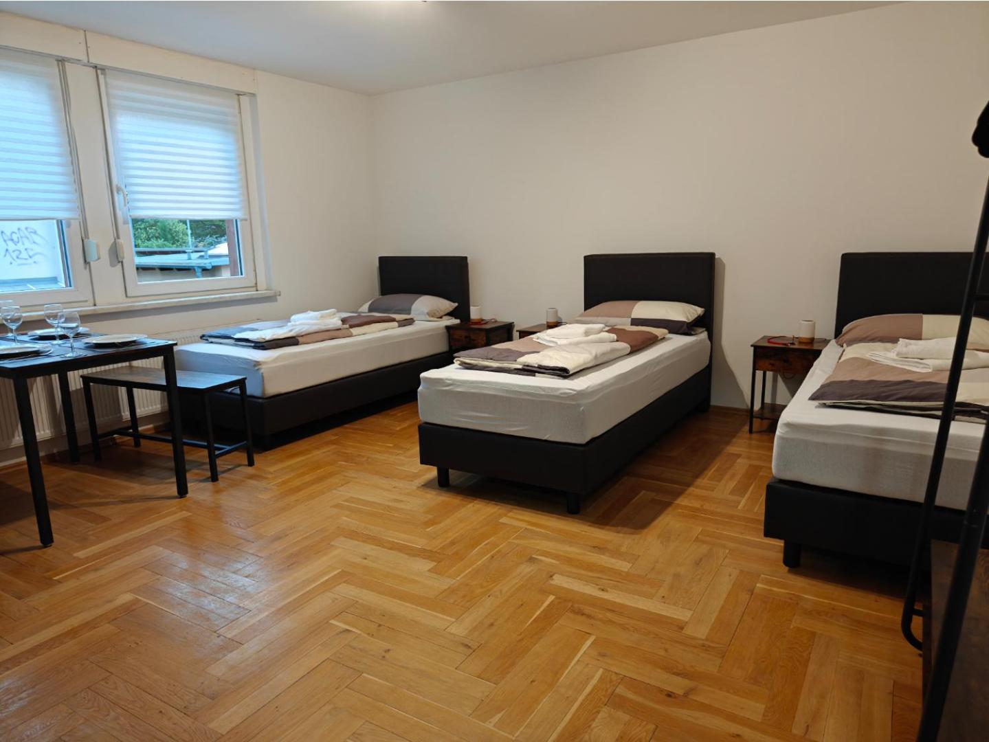 2BR Apartment, Parking, Wi-Fi, TV in Berlin Karow
