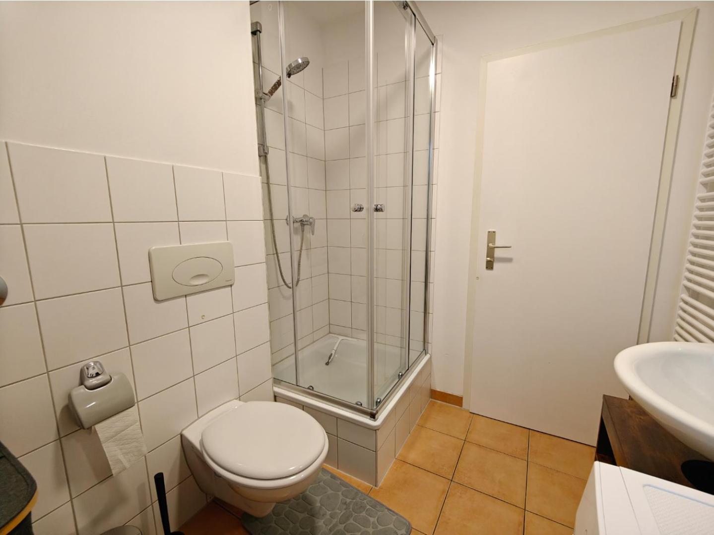 2BR Apartment, Parking, Wi-Fi, TV in Berlin Karow