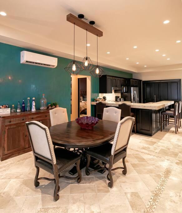 Stunning 3BR Condo with Ocean Views, Golf Course & Resort Amenities view 4