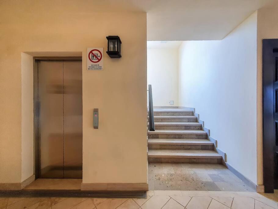 Stunning 3BR Condo with Ocean Views, Golf Course & Resort Amenities view 5