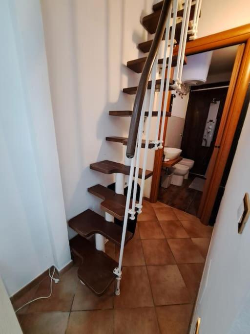 Mini casa con terrazzo in centro