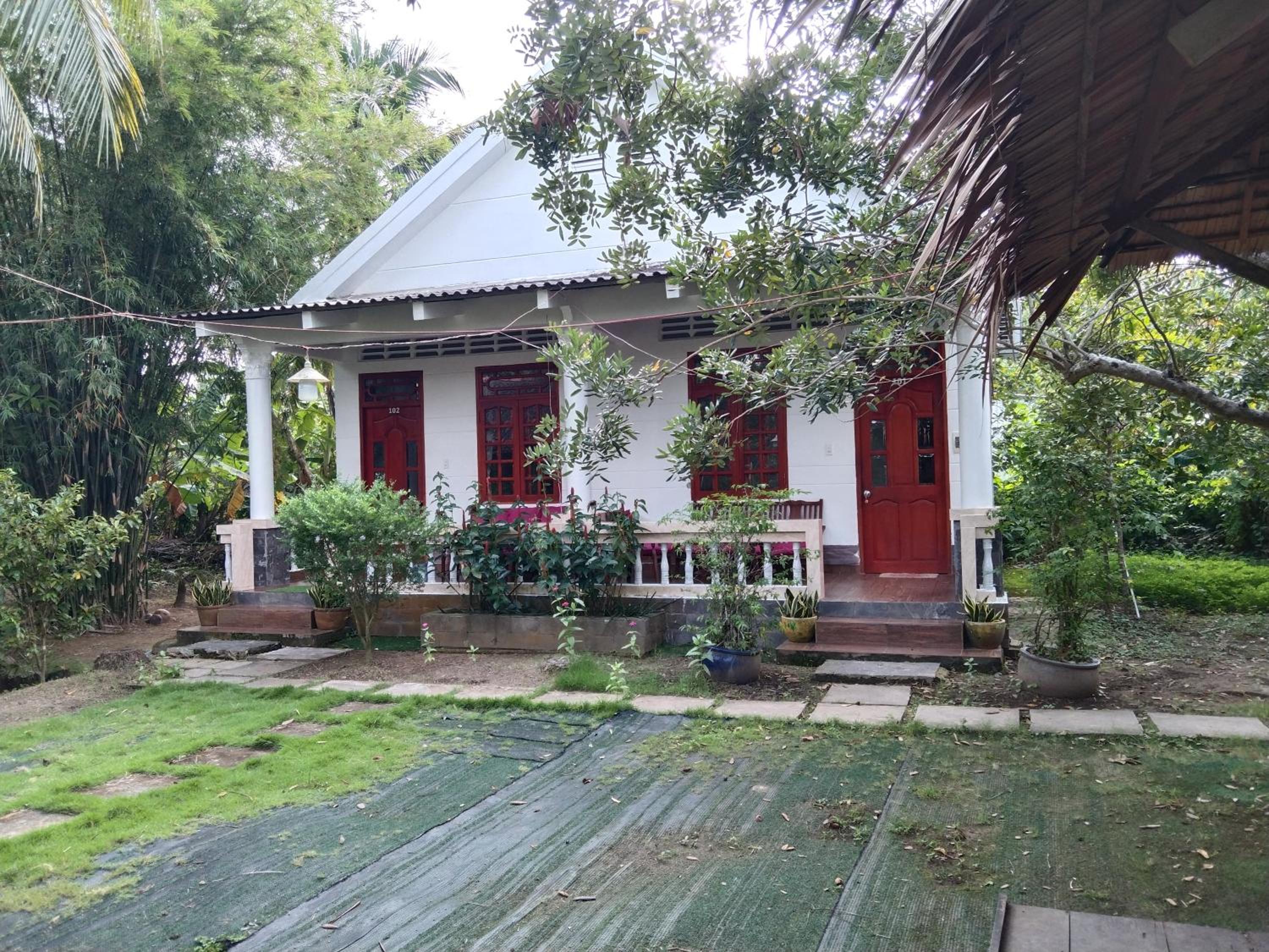 Quoc Phuong Riverside Homestay