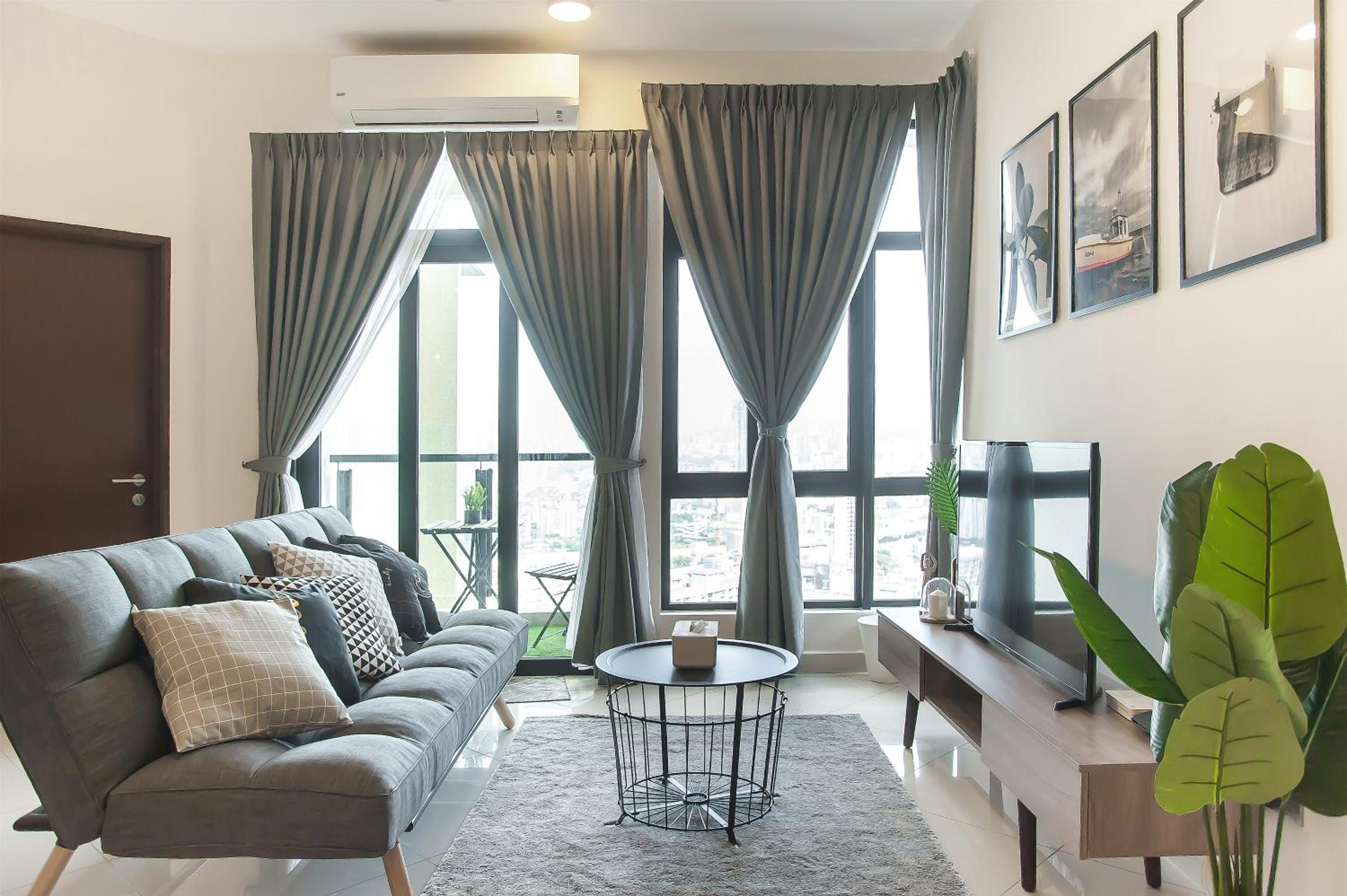 J Dupion Residence by WefieHome