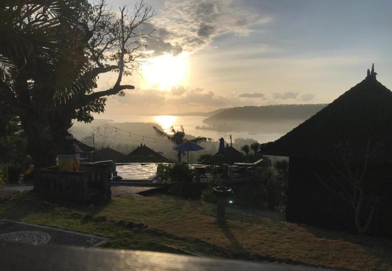 Sunrise Ocean Hut's Lembongan