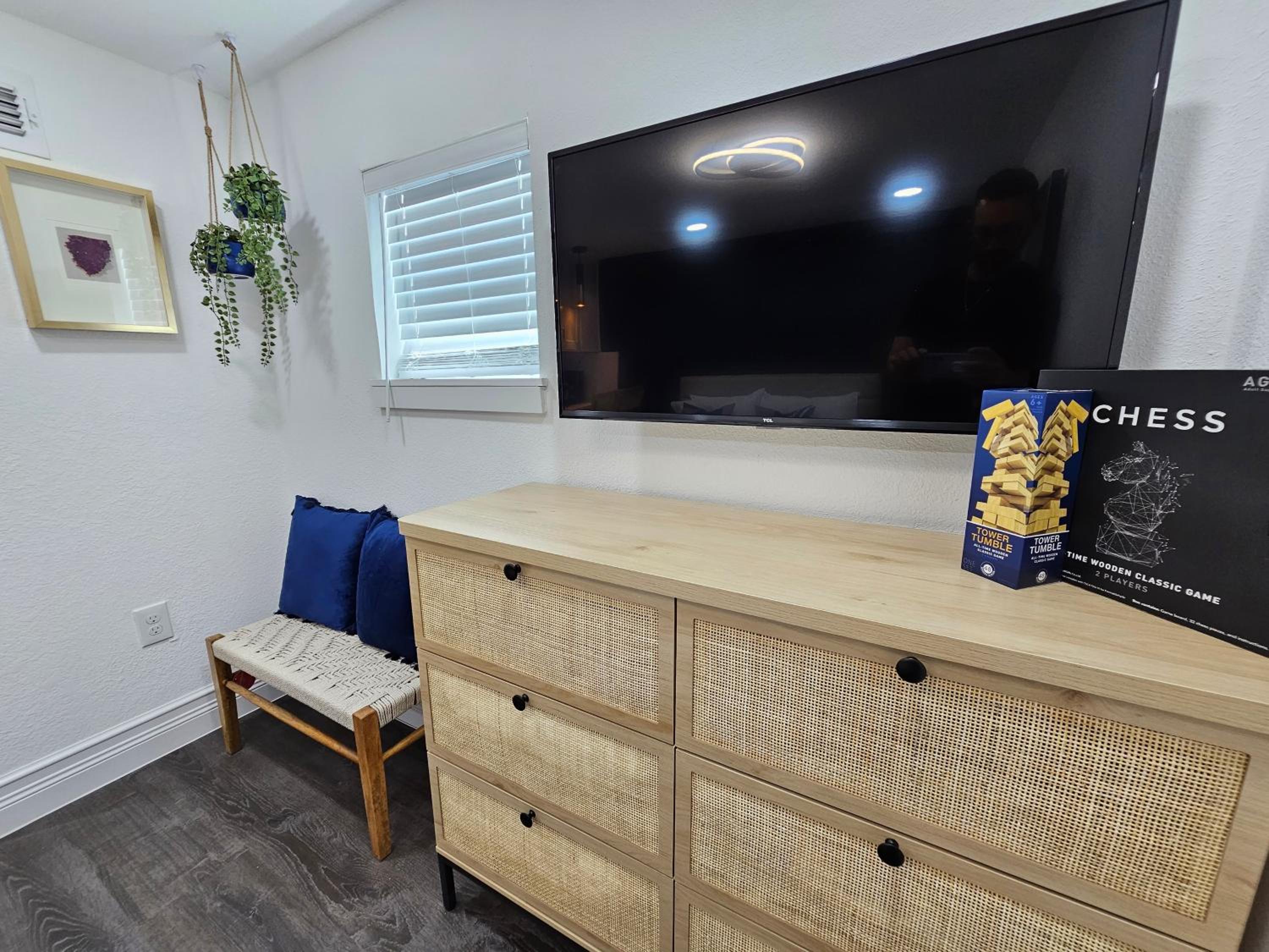 The Hideaway DT Orlando Tiny Home w Free Parking