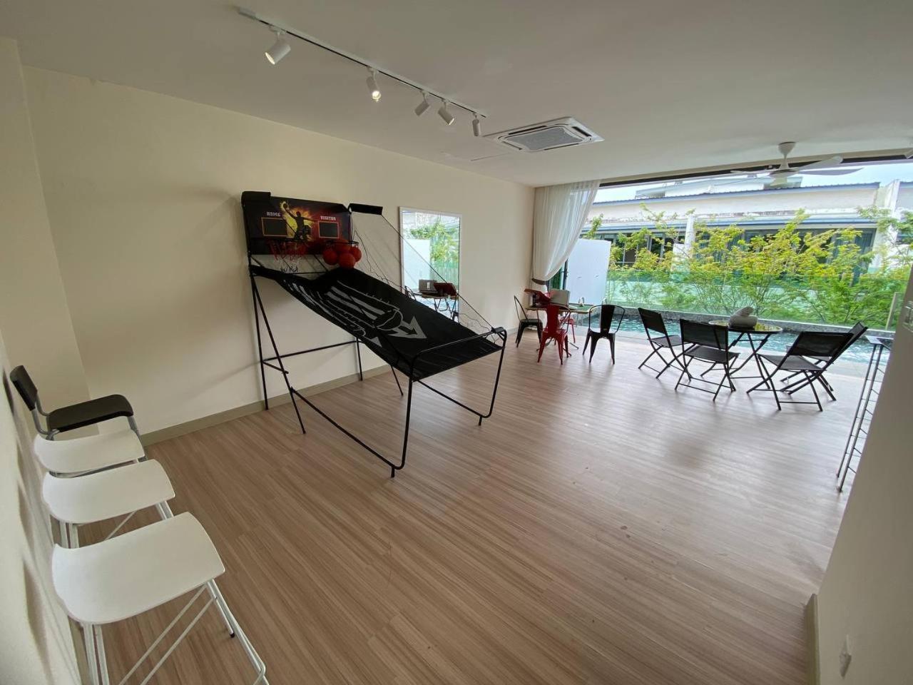 Puchong New Private Pool & Jacuzzi up to 30 Pax photo 3