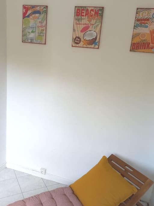 Charmant logement à 6min en voiture de la plage. view 5