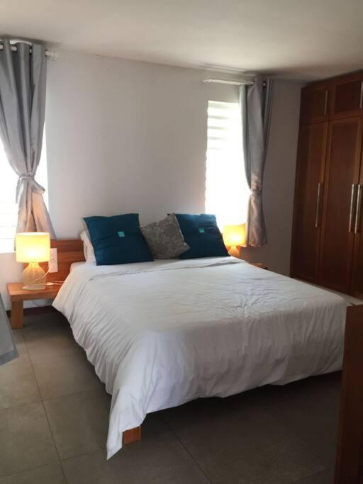 Villa luxueuse - Pointe aux Sables view 5