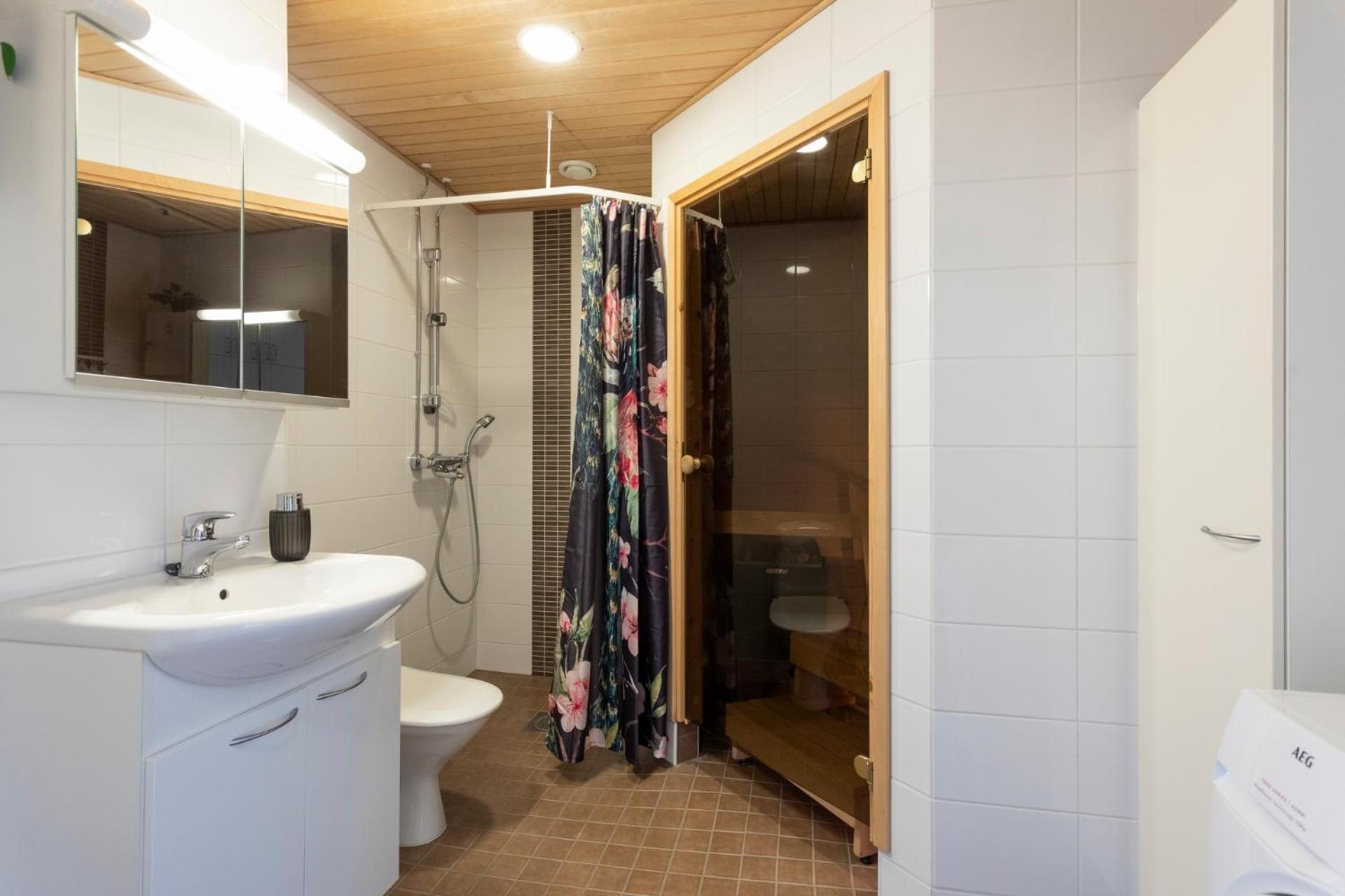 Vasko luxurious suites, Hiisi