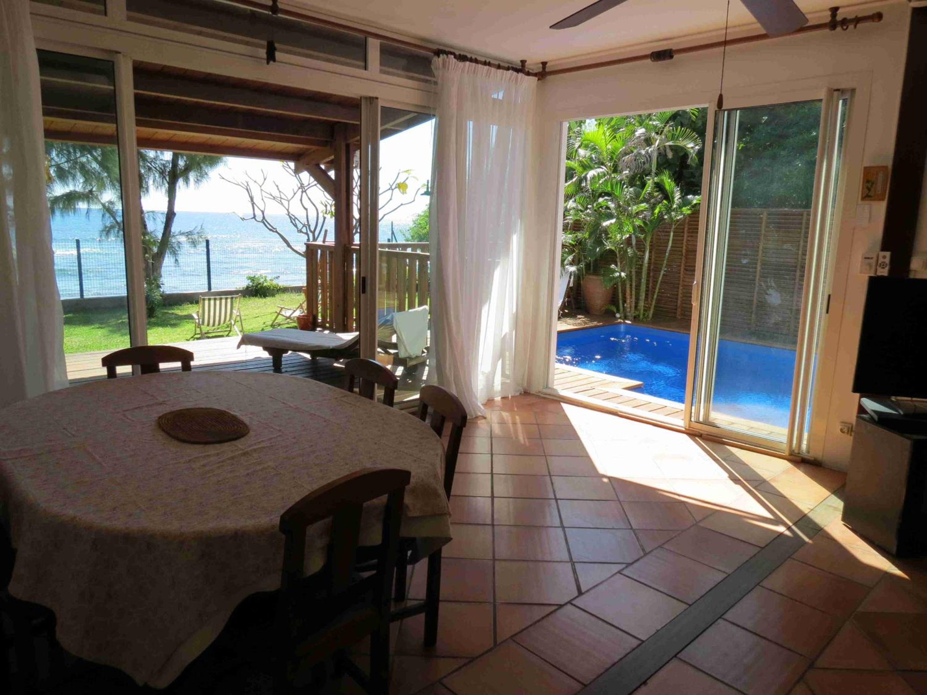 Villa Bourbon avec piscine sur la plage