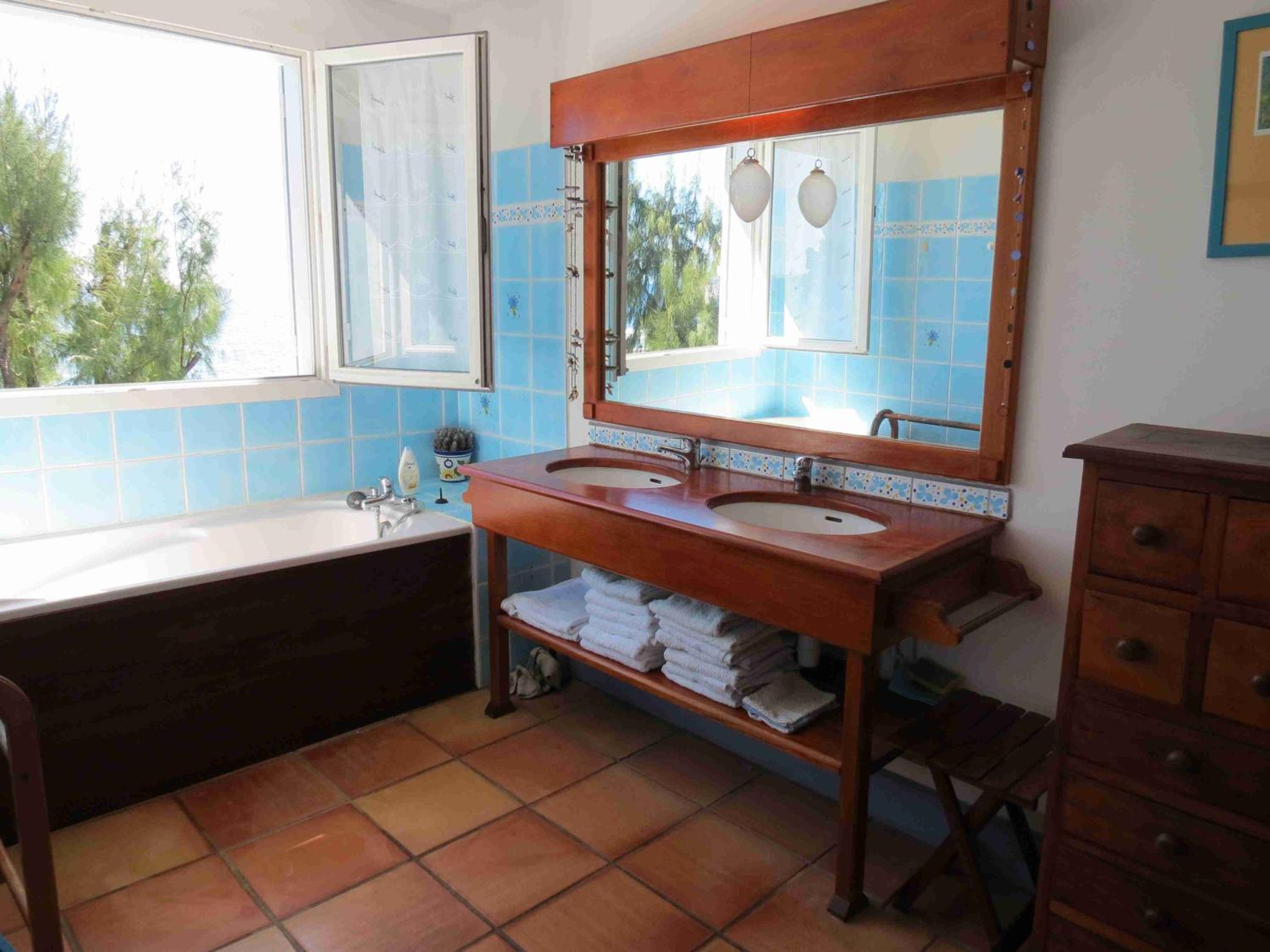 Villa Bourbon avec piscine sur la plage