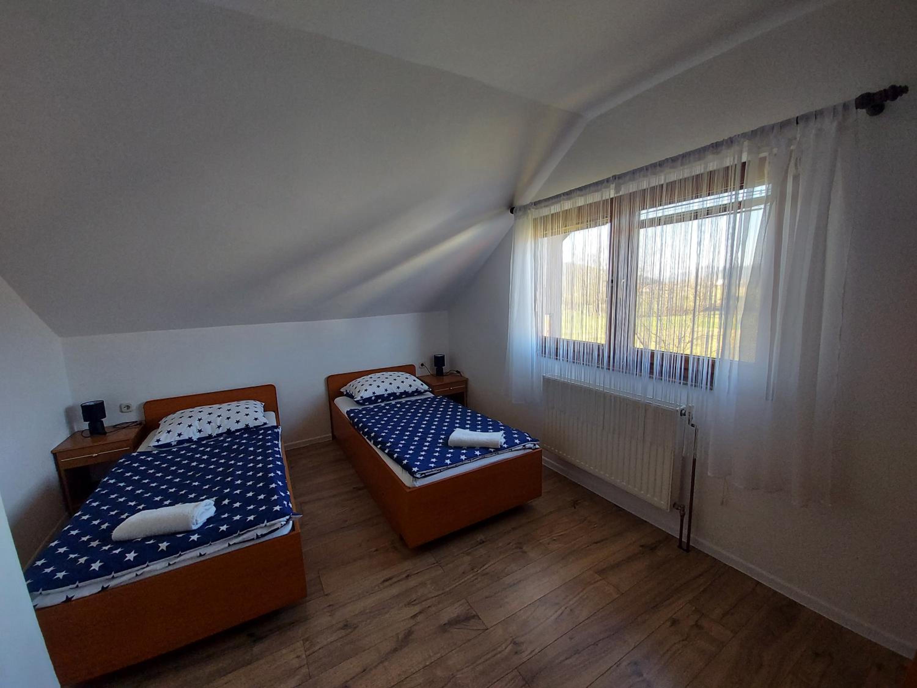 Guest House Gacka Rogić view 4