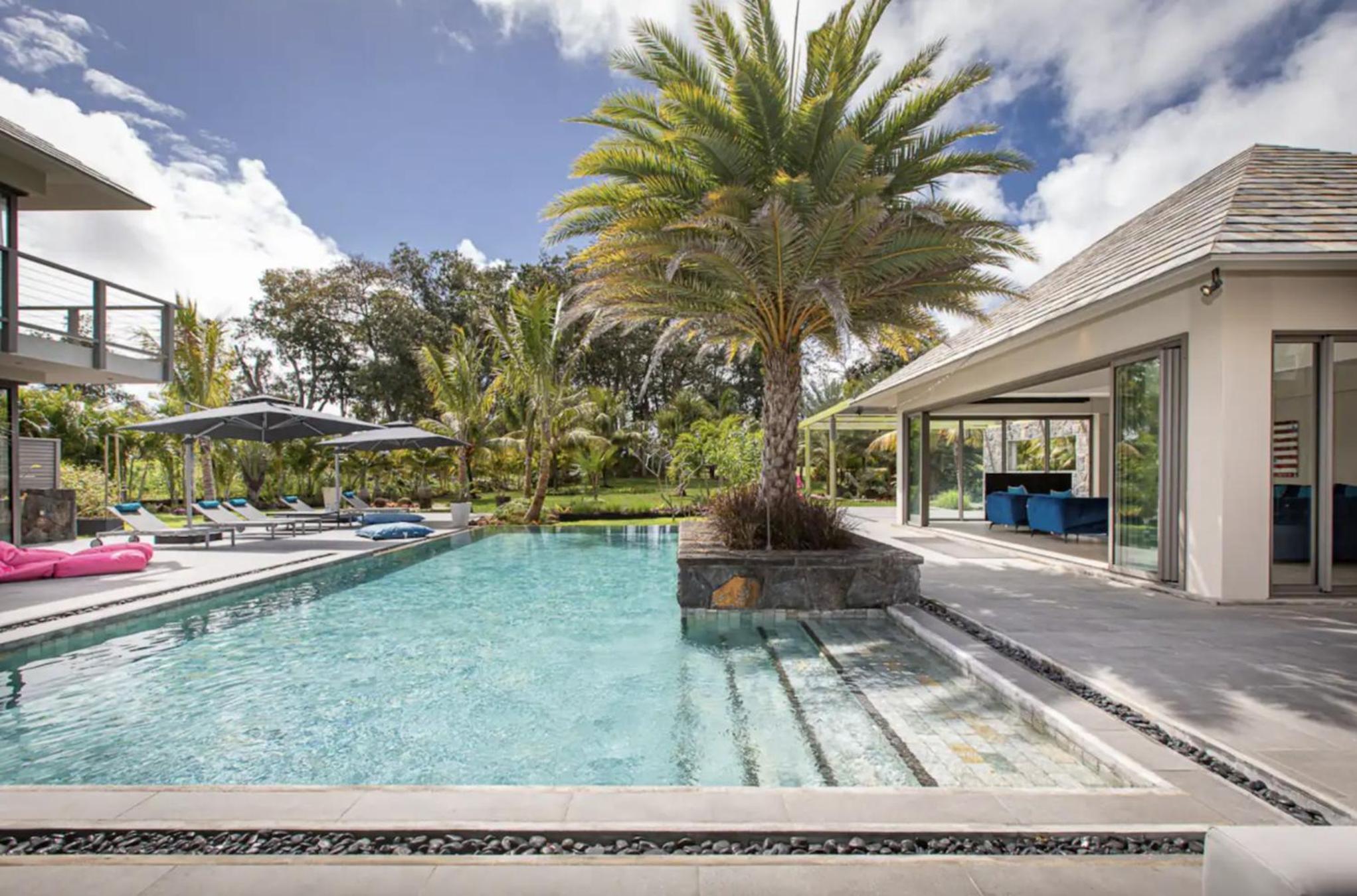 Villa Nénuphar Mauritius with Butler and private Cook view 2