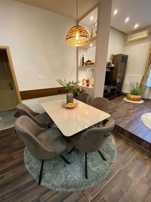 Robert's Apartment en Celje