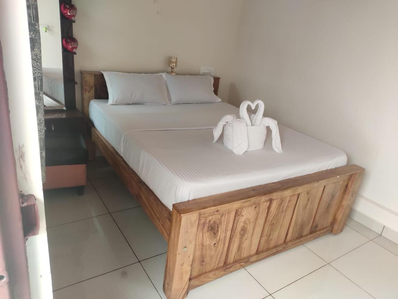 GOLDENGATE HOME STAY