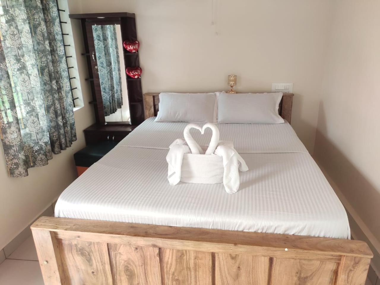 GOLDENGATE HOME STAY