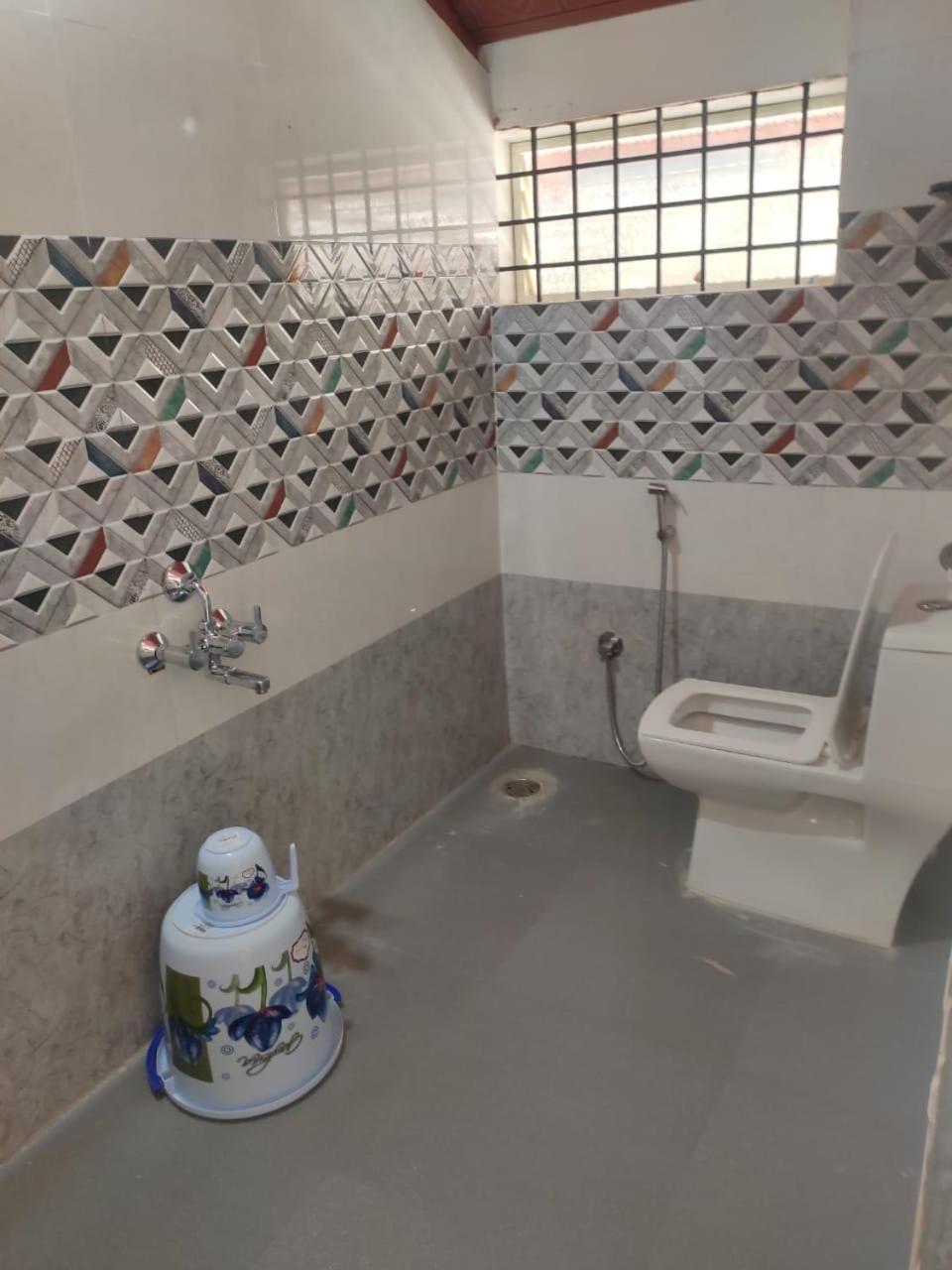 GOLDENGATE HOME STAY